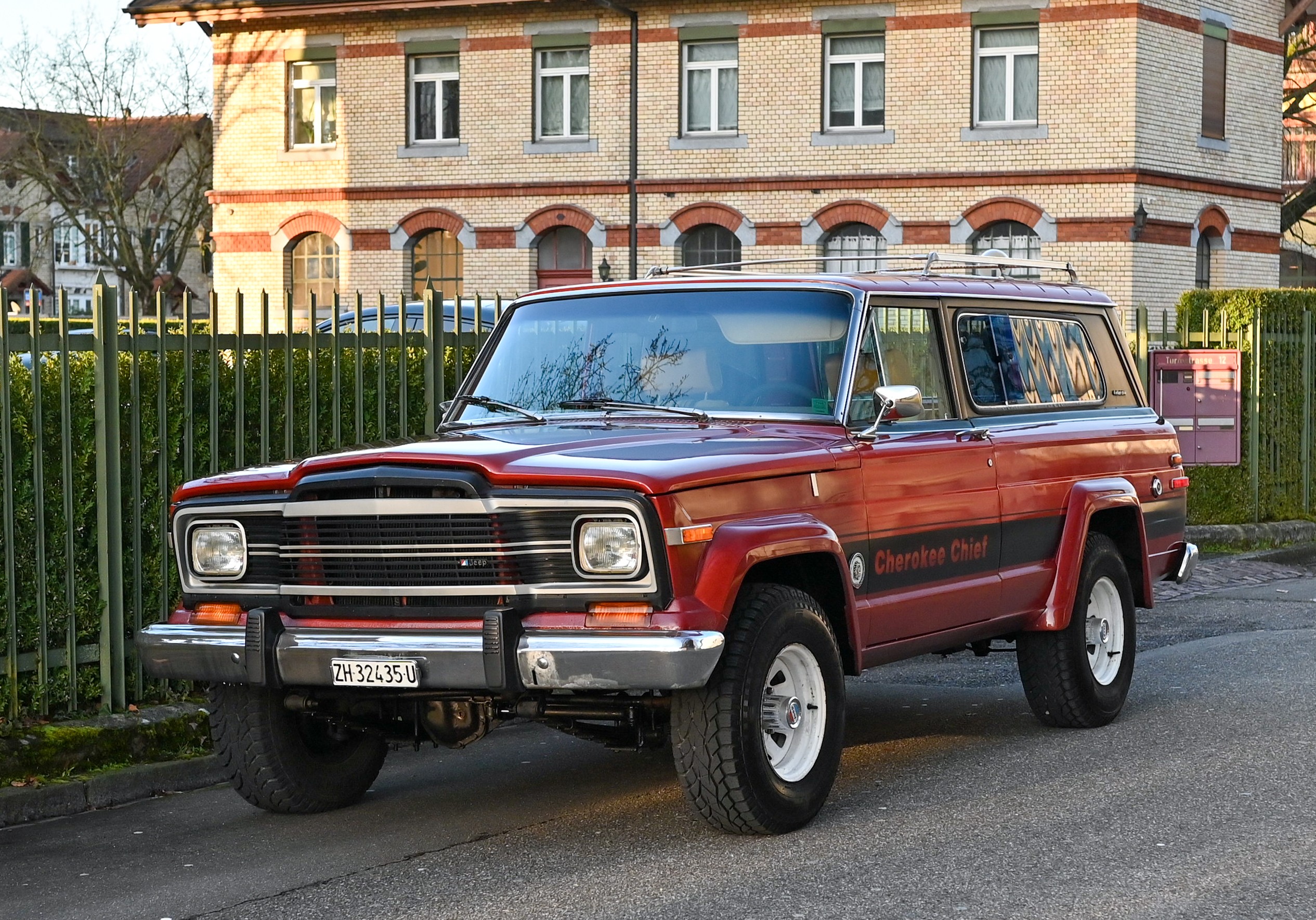 JEEP CHEROKEE Chief