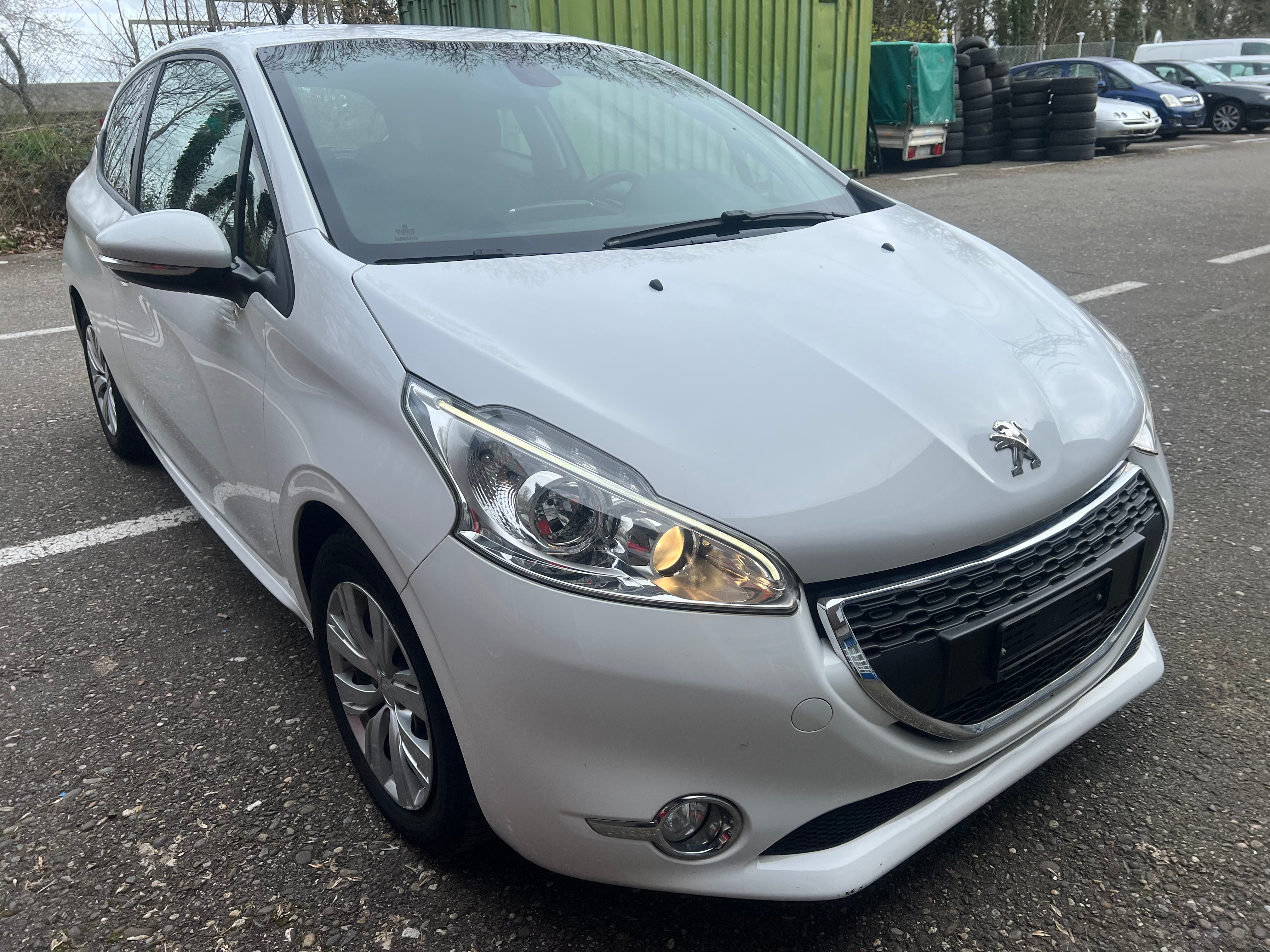 PEUGEOT 208 1.4 VTI Active