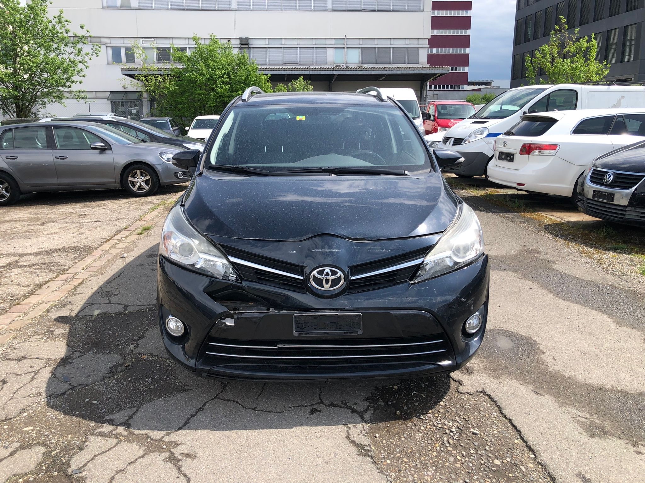 TOYOTA Verso 2.0 D-4D Trend