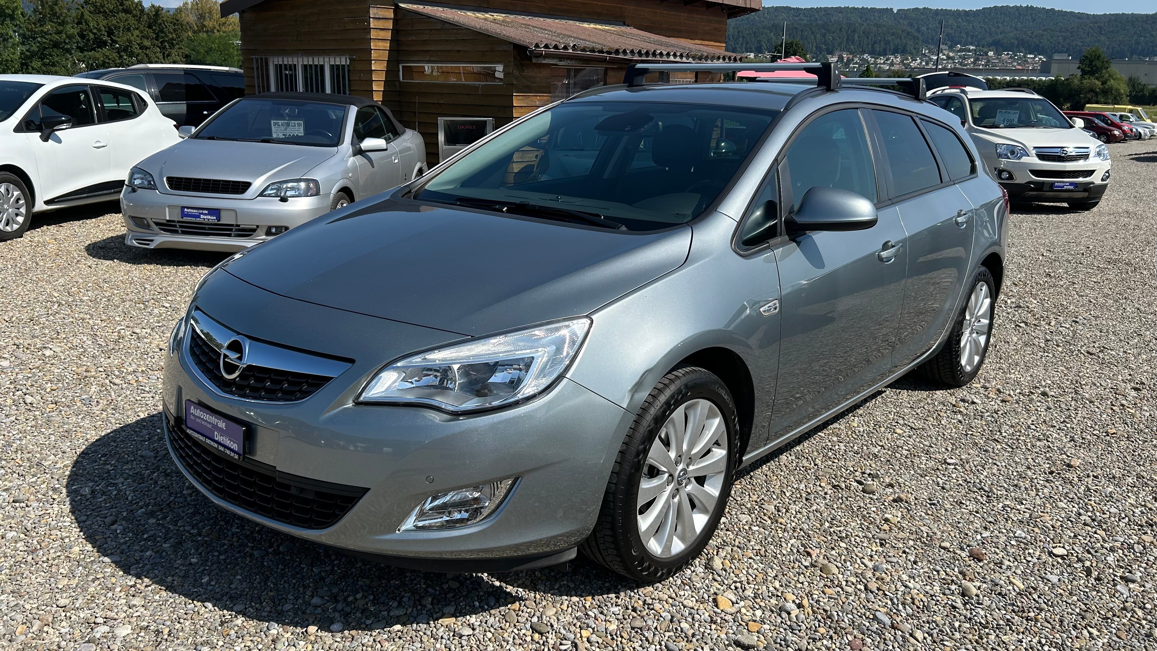 OPEL Astra SportsTourer 1.4i 16V Turbo Enjoy Automatic