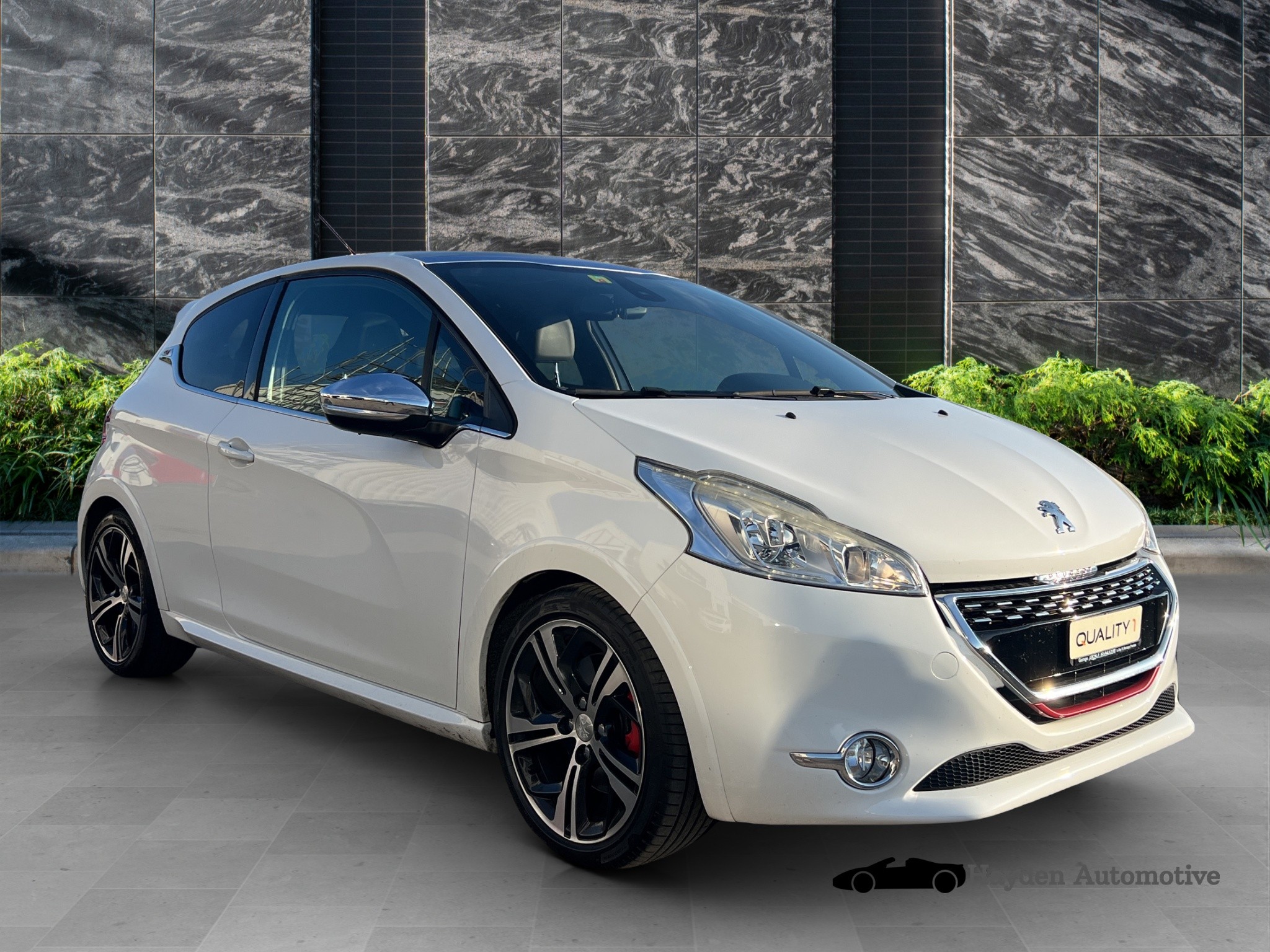 PEUGEOT 208 1.6 Turbo GTi