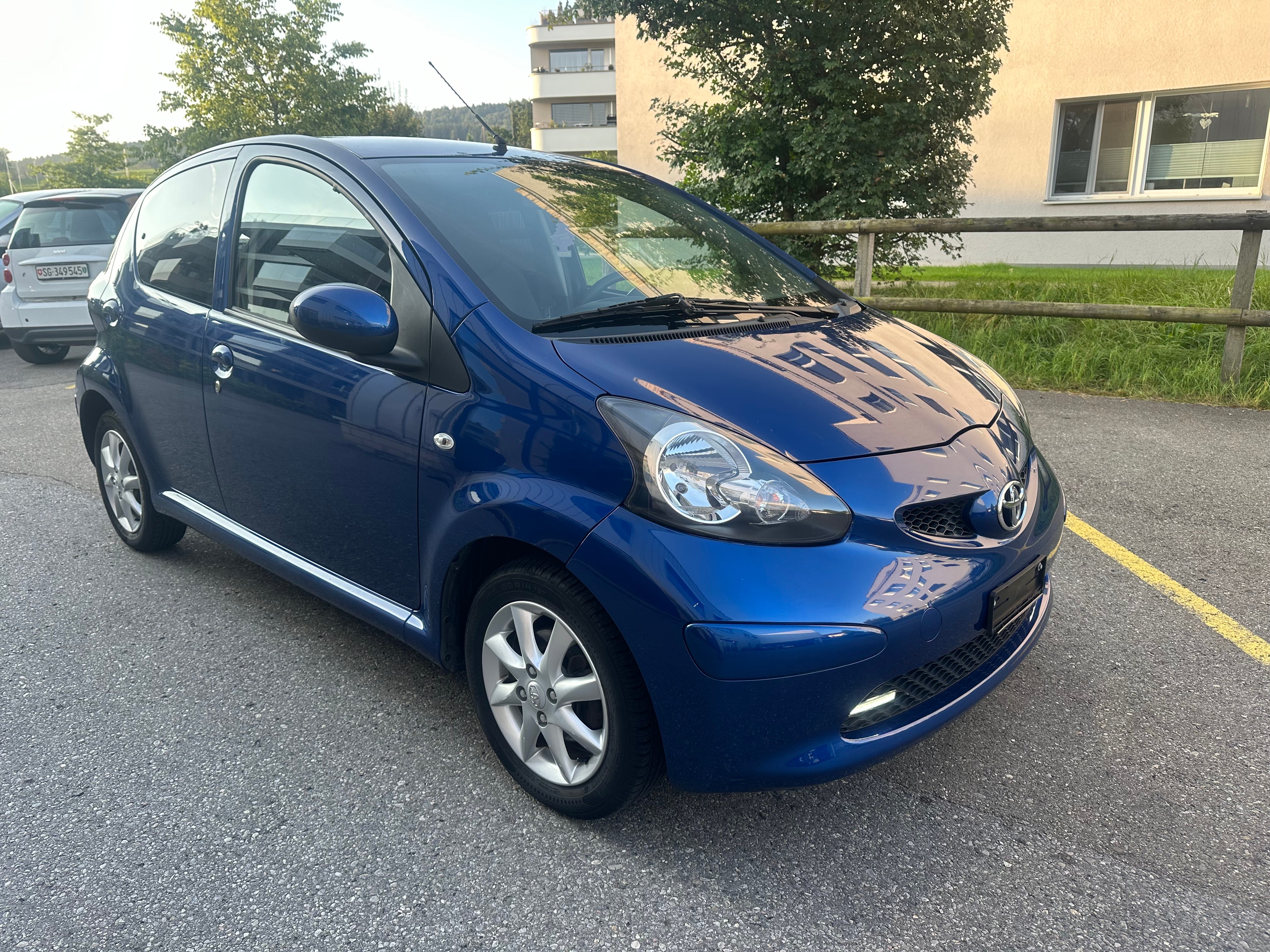 TOYOTA Aygo 1.0 Linea Luna