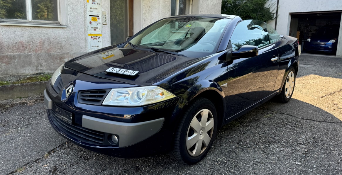 RENAULT Mégane C-C 2.0 16V Privilège Luxe