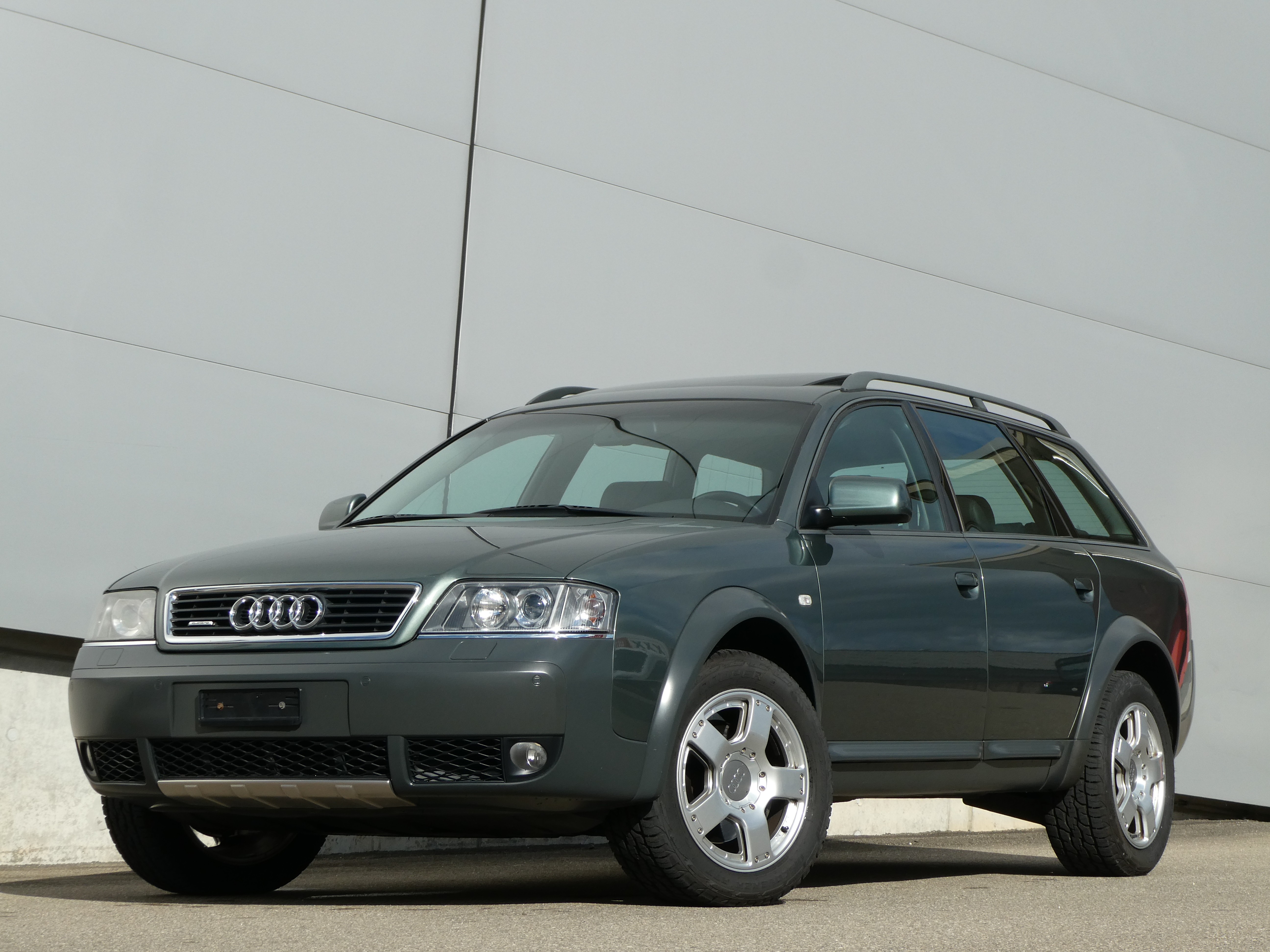 AUDI A6 allroad 2.7 T. quattro