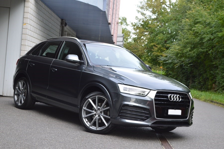 AUDI Q3 2.0 TDI sport quattro S-tronic S-Line