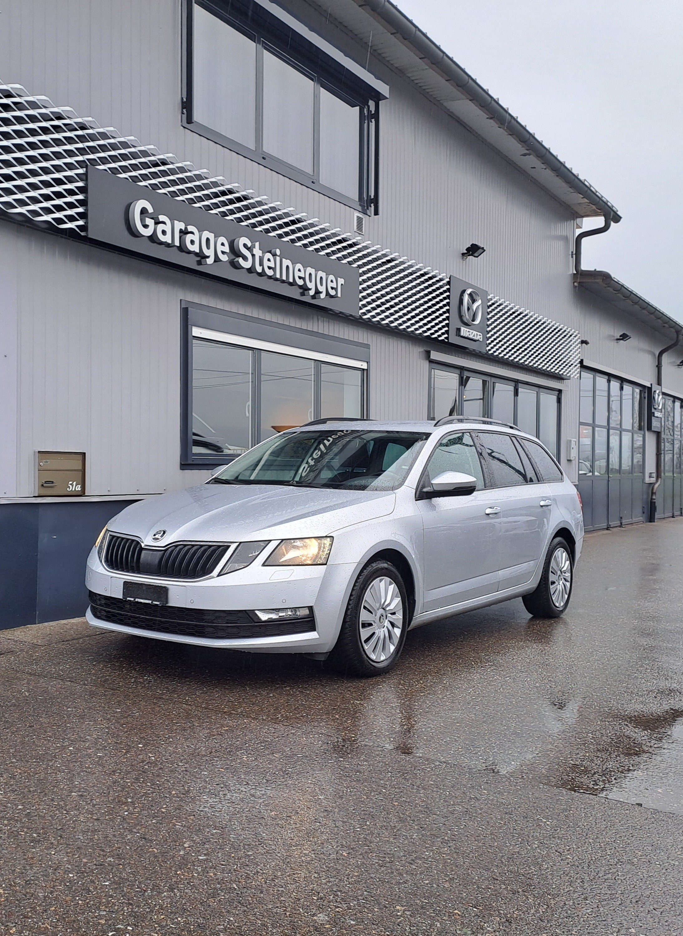 SKODA Octavia Combi 2.0 TDI Ambition 4x4 DSG