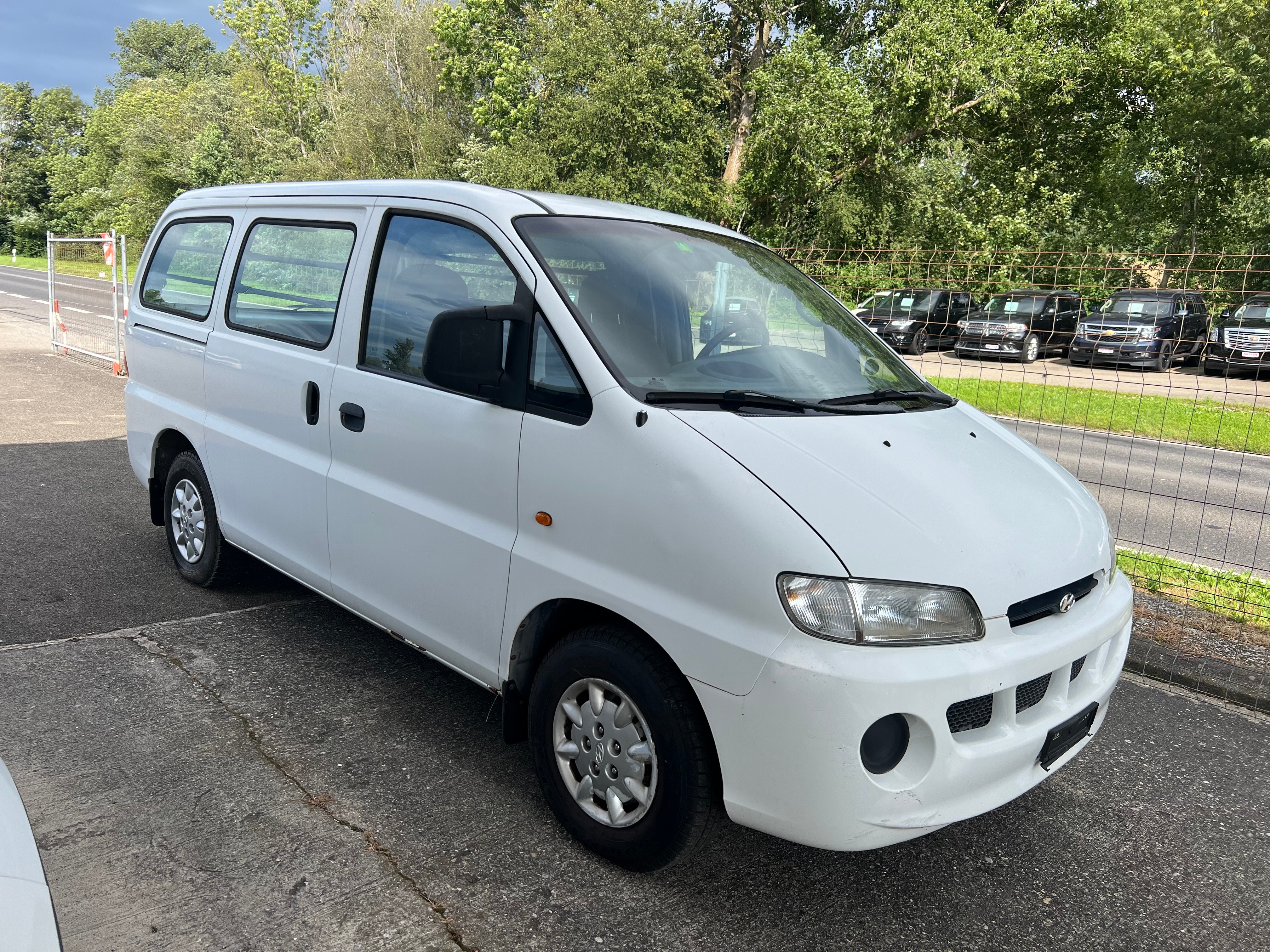 HYUNDAI H-1