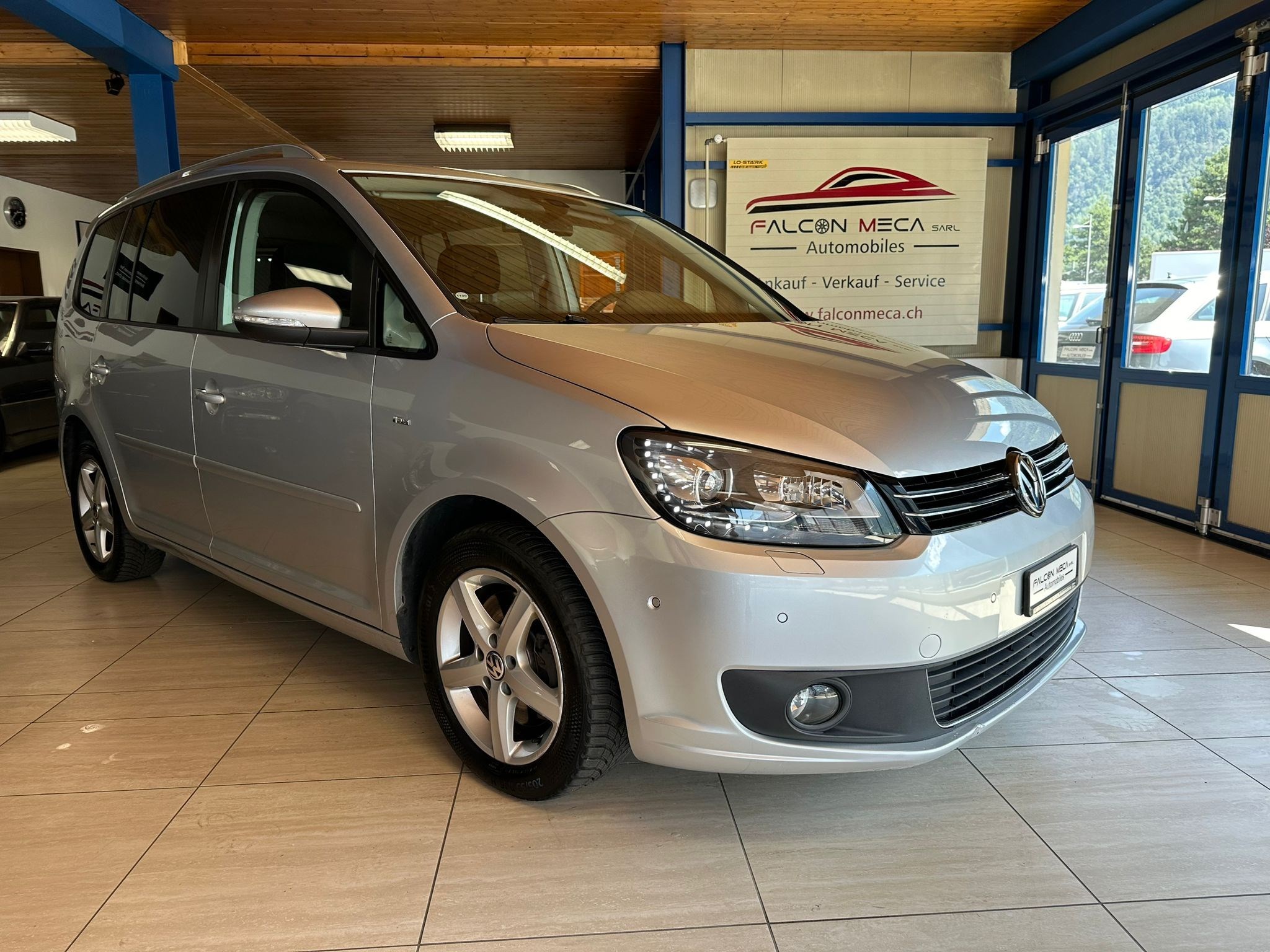 VW Touran 1.4 TSI 140 Cup DSG (7 Places)