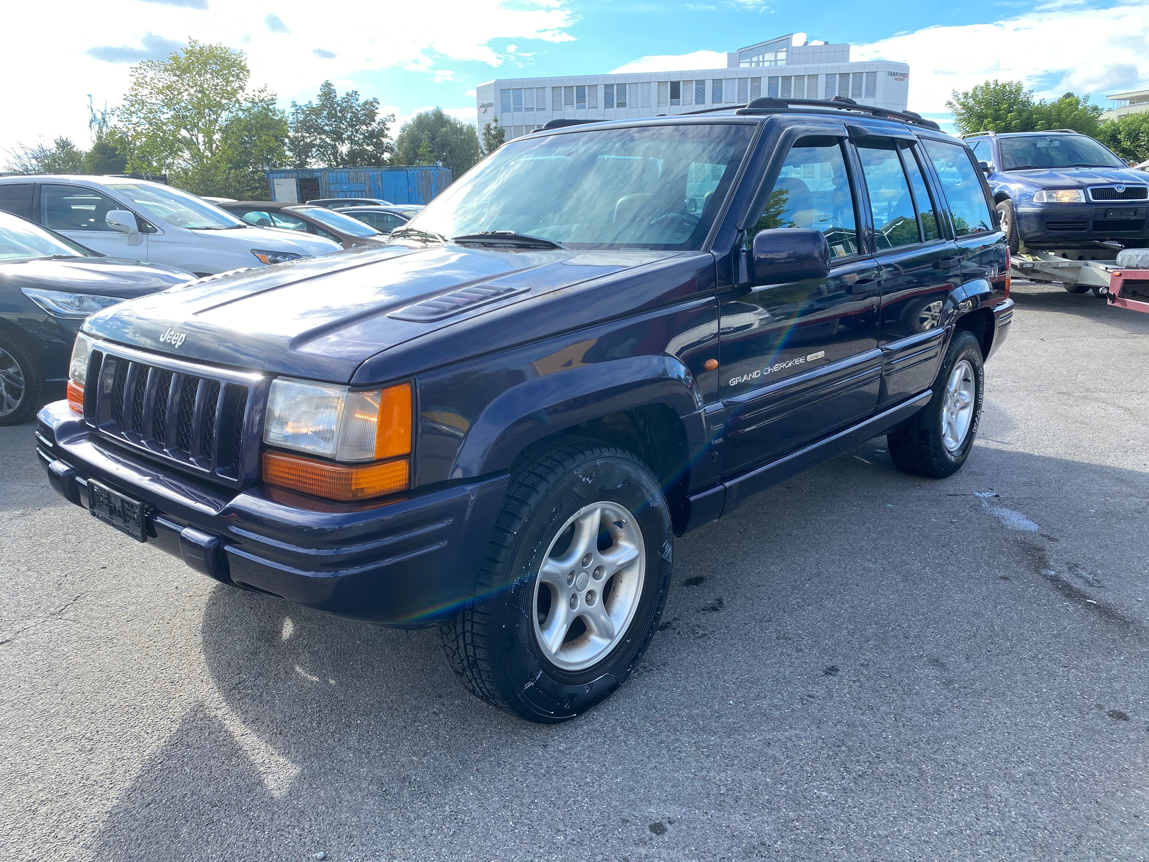 JEEP Grand Cherokee 5.9 Limited LX Automatic