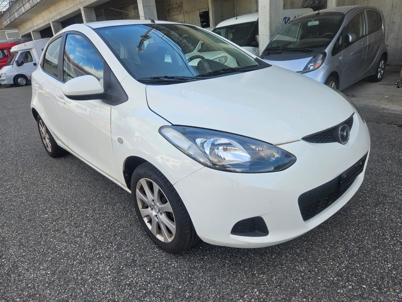 MAZDA 2 1.3i 16V Exclusive