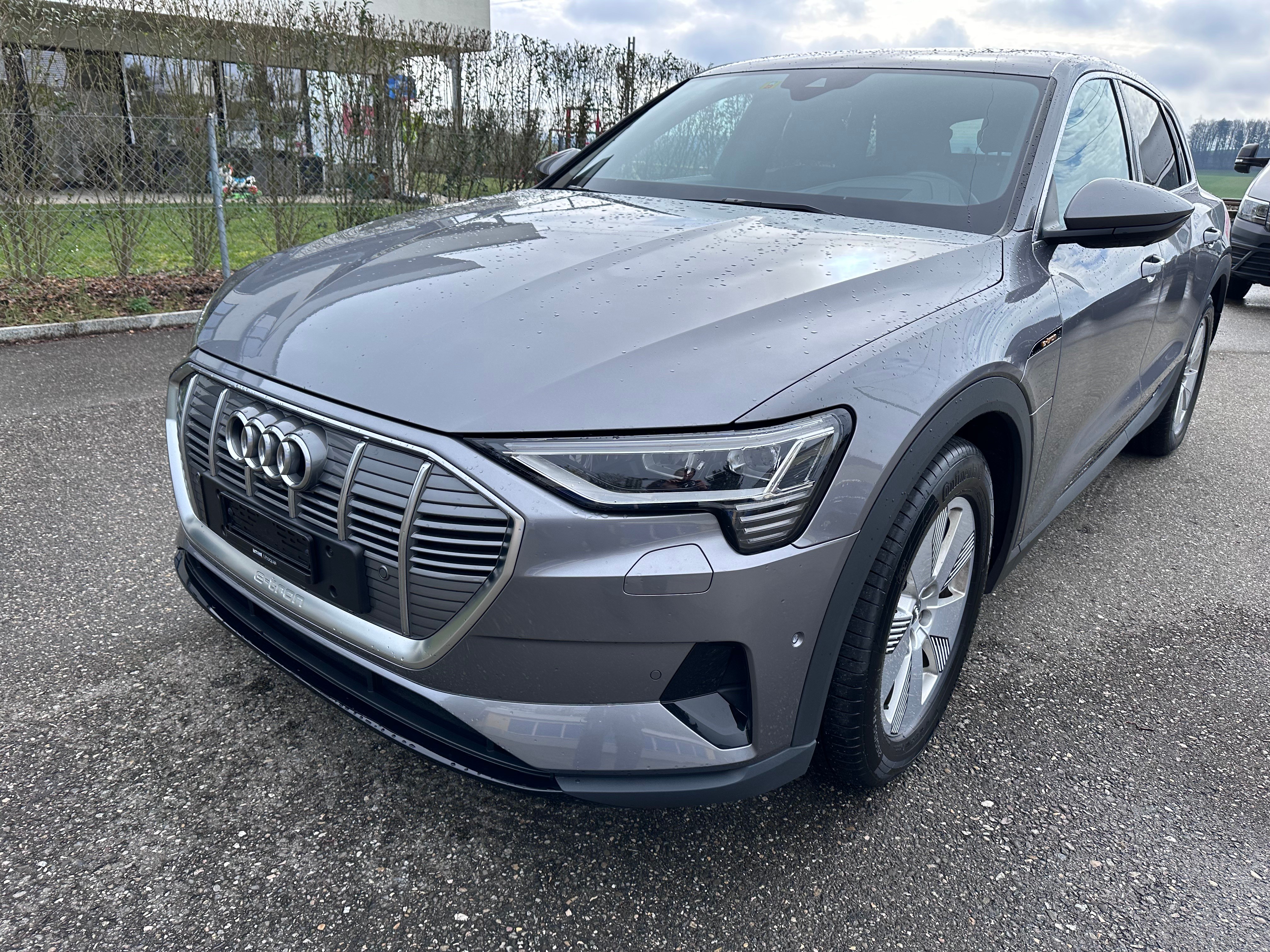 AUDI e-tron 50 quattro