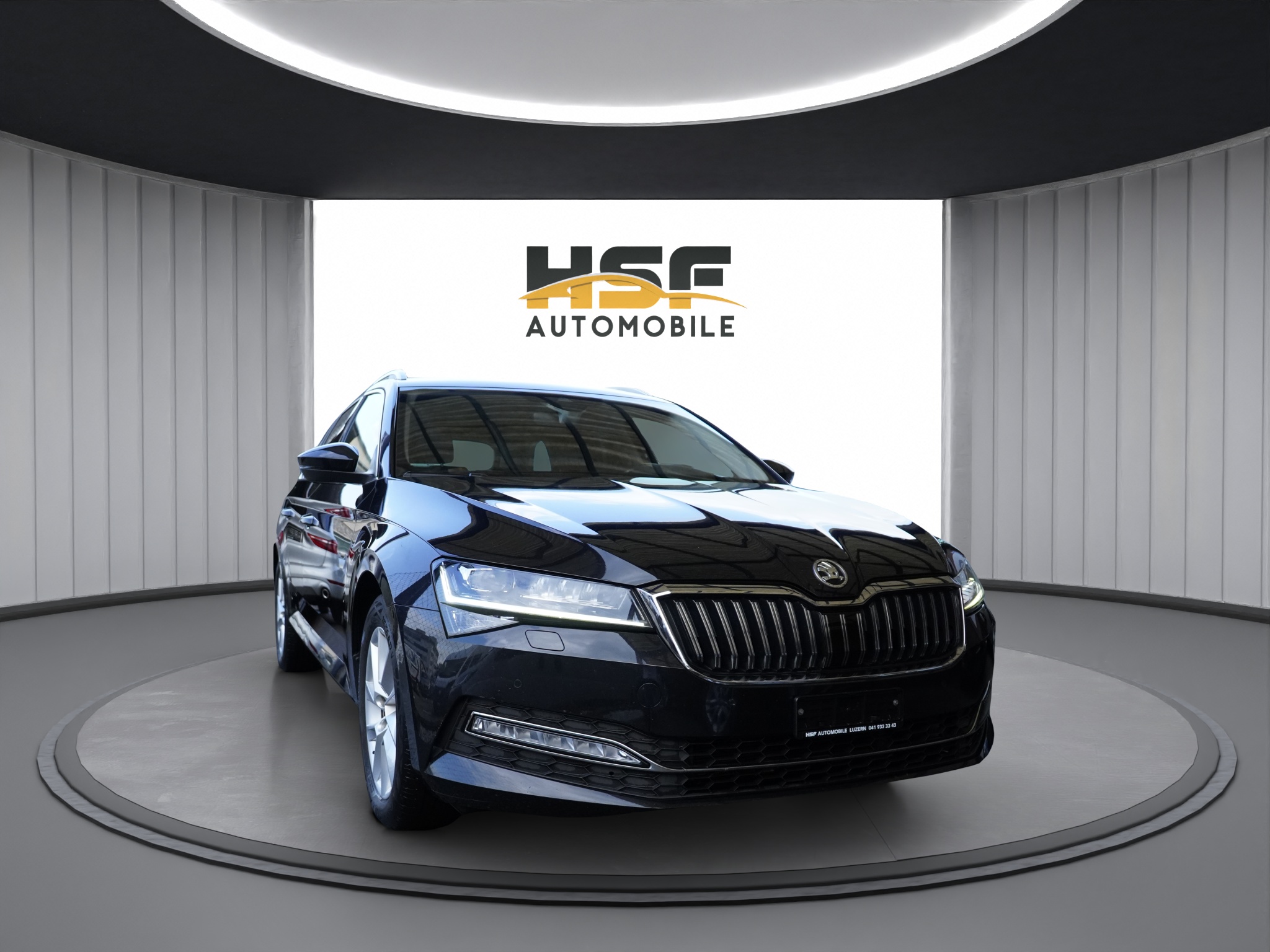 SKODA Superb Combi 2.0 TDi Style DSG *CH Fahrzeug & AHK*