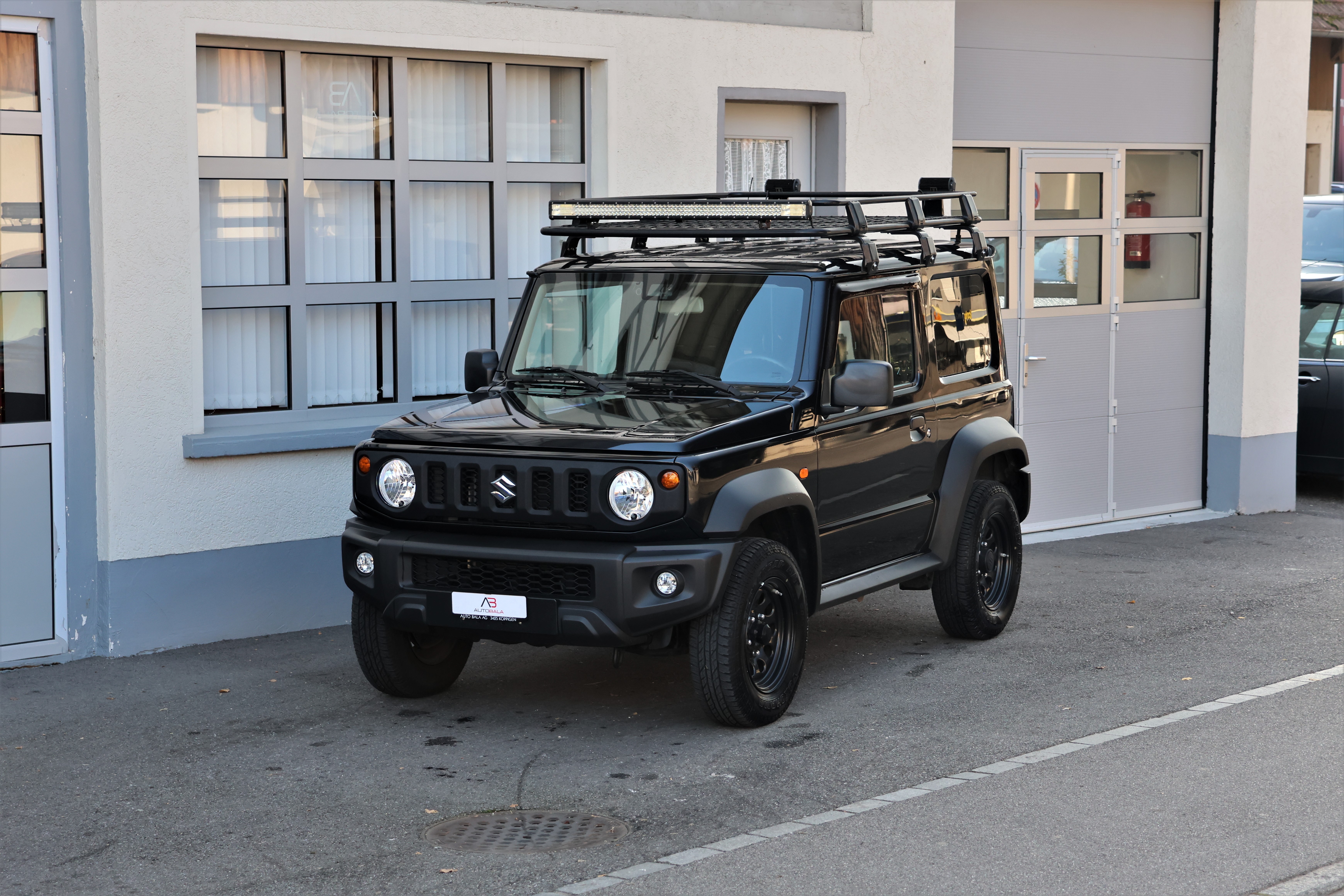 SUZUKI Jimny 1.5 Compact+ 4x4 (CH) + AHK