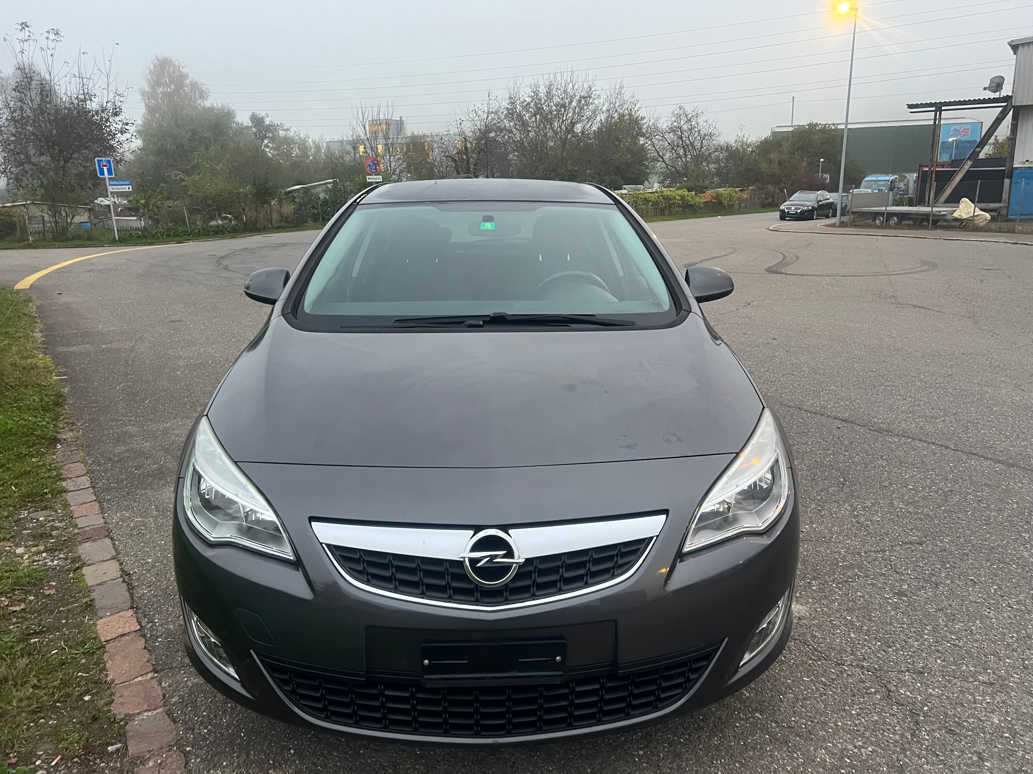 OPEL Astra 1.4i 16V Turbo