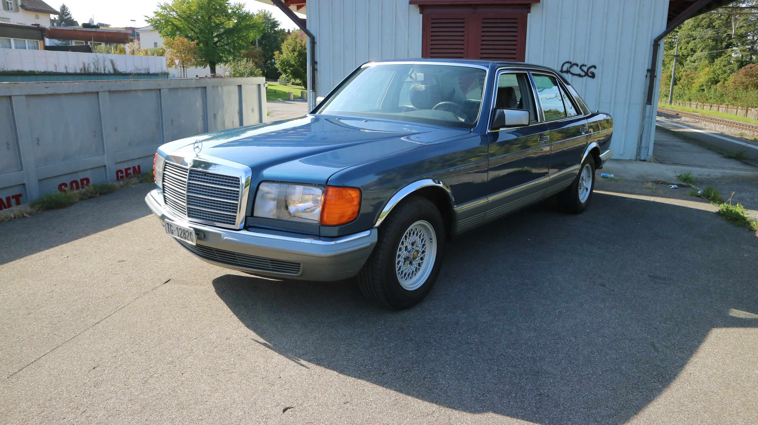 MERCEDES-BENZ 280 SE