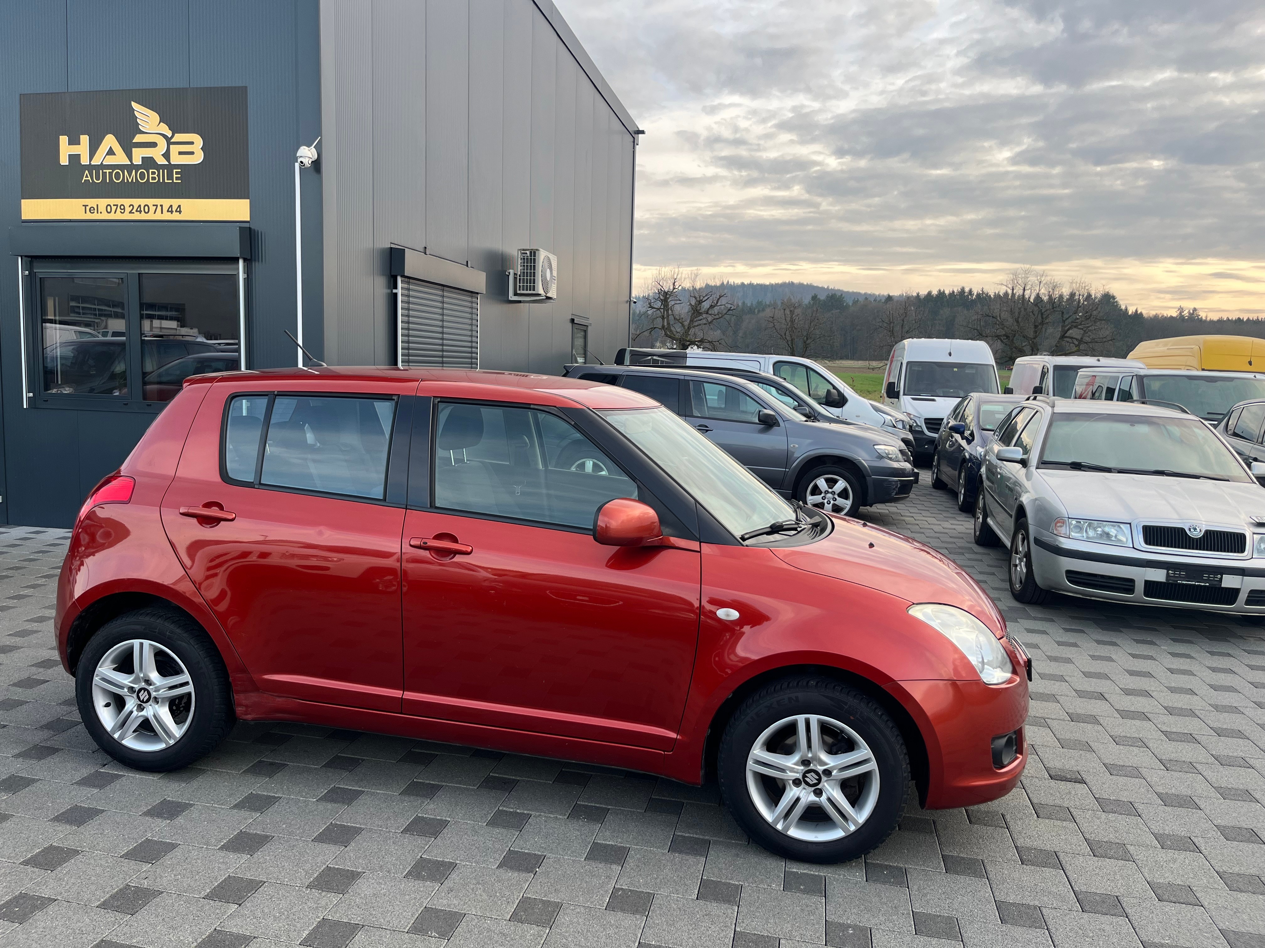 SUZUKI Swift 1.3i 16V GL 4x4