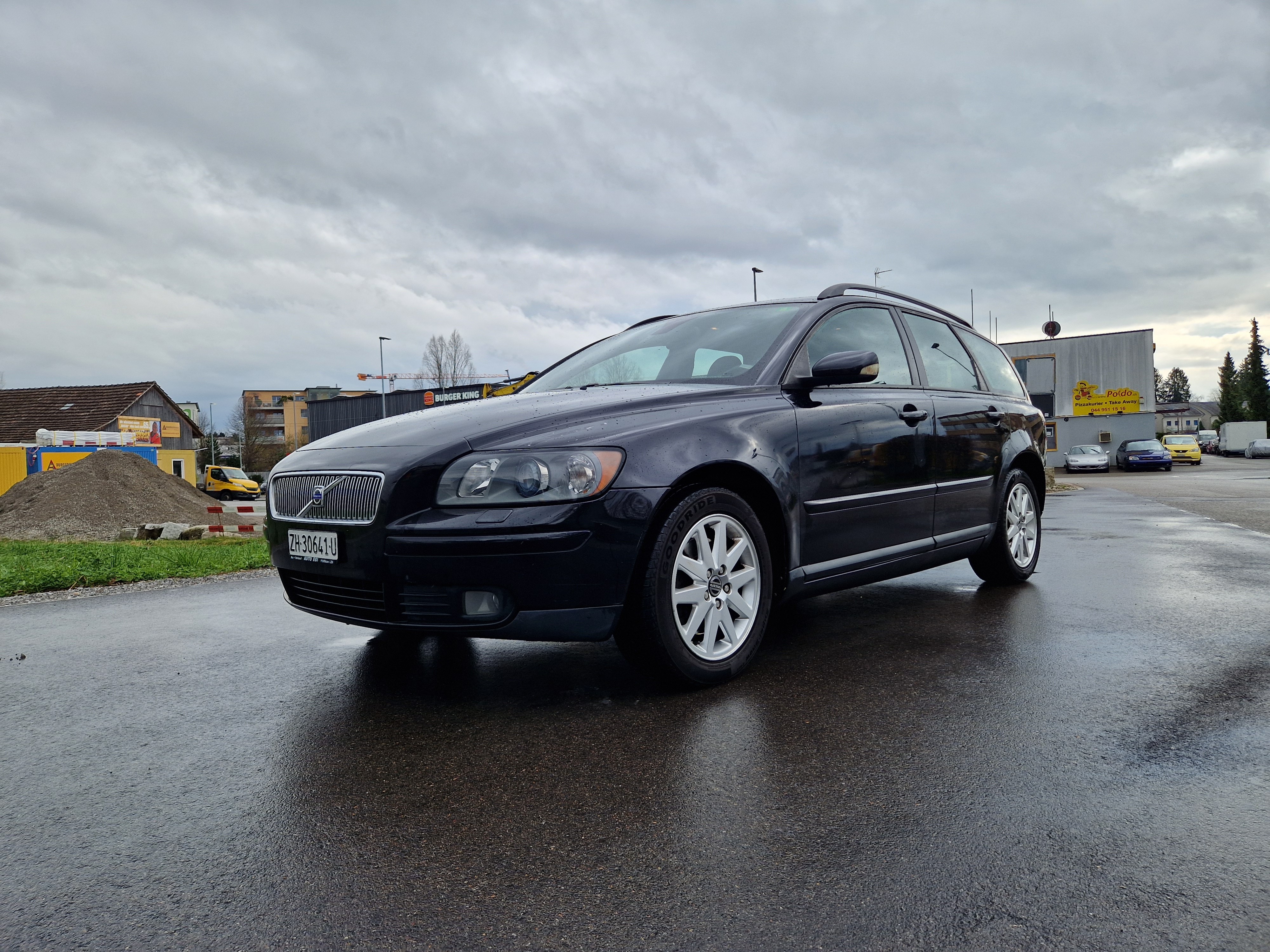 VOLVO V50 2.4 Momentum