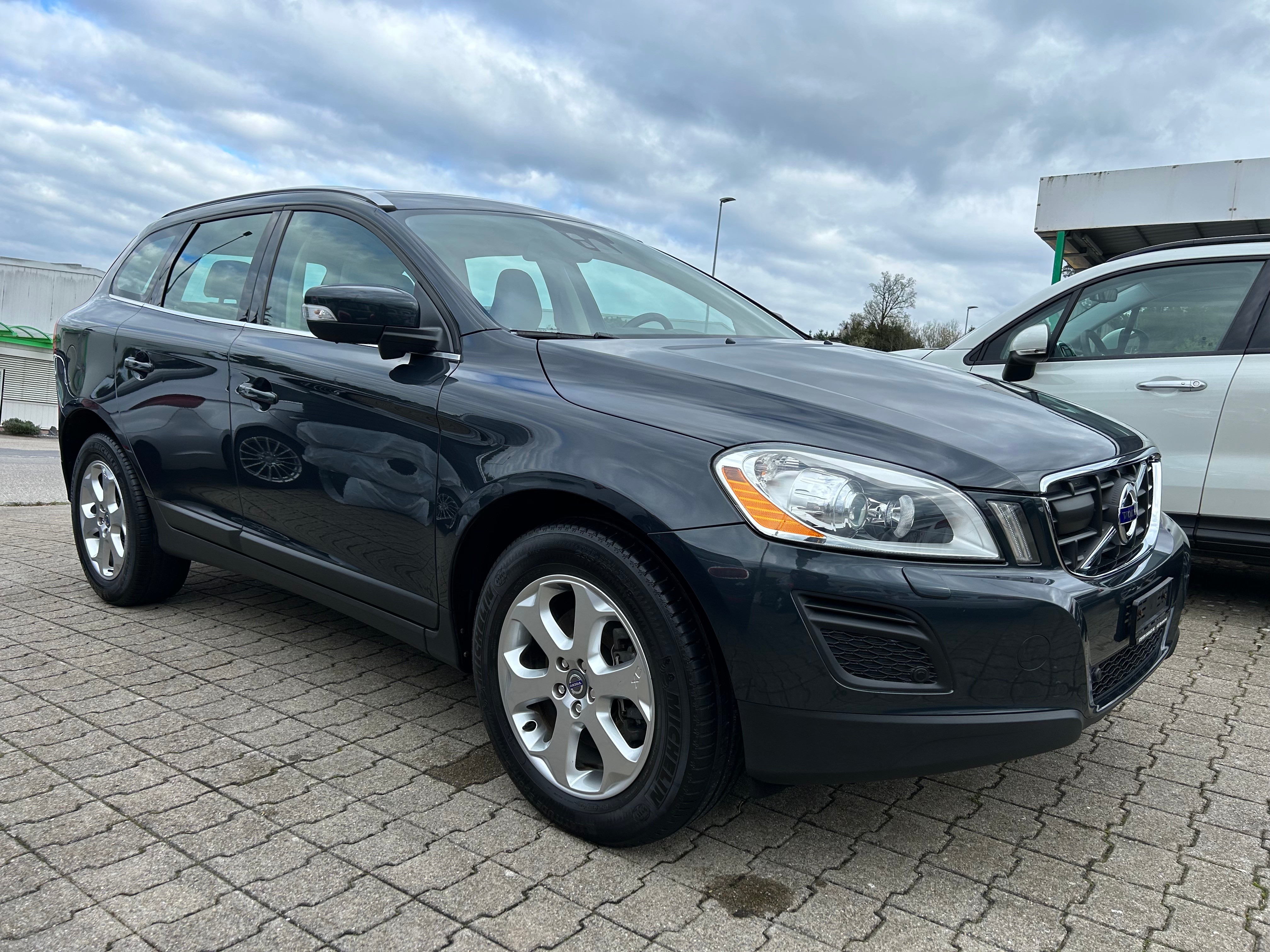 VOLVO XC60 D5 AWD Summum Geartronic