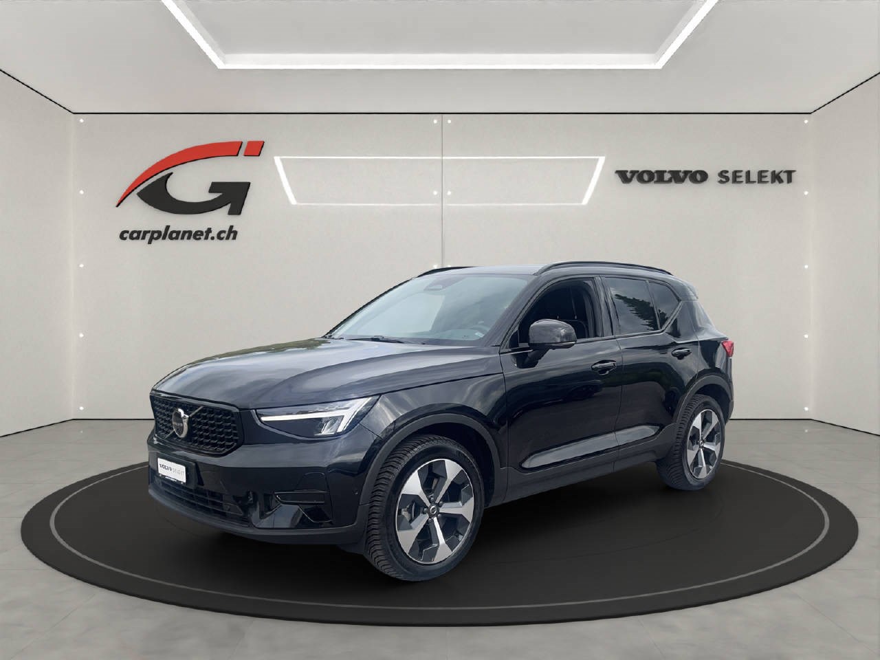 VOLVO XC40 2.0 B4 MH Plus Dark