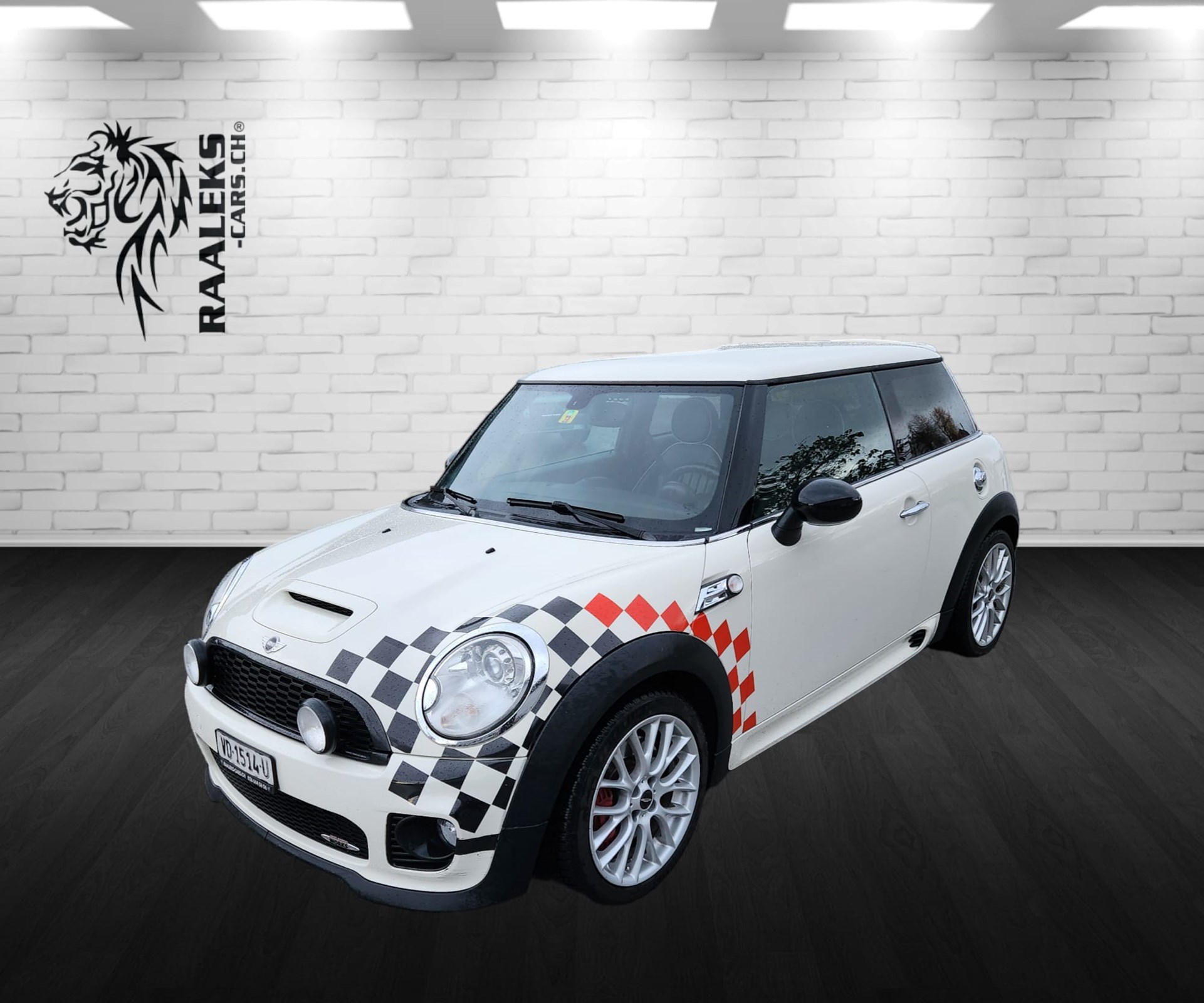 MINI Cooper John Cooper Works