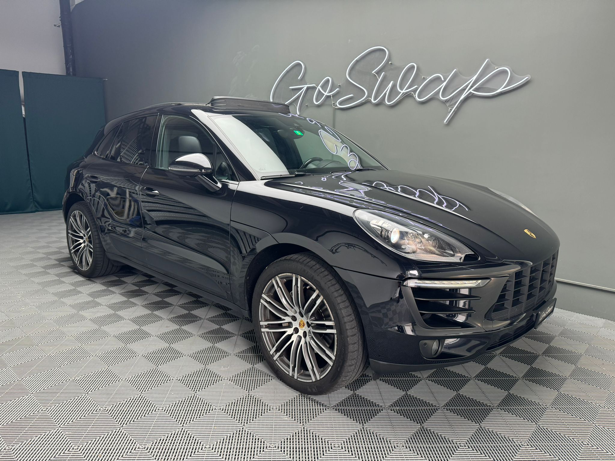 PORSCHE Macan S PDK