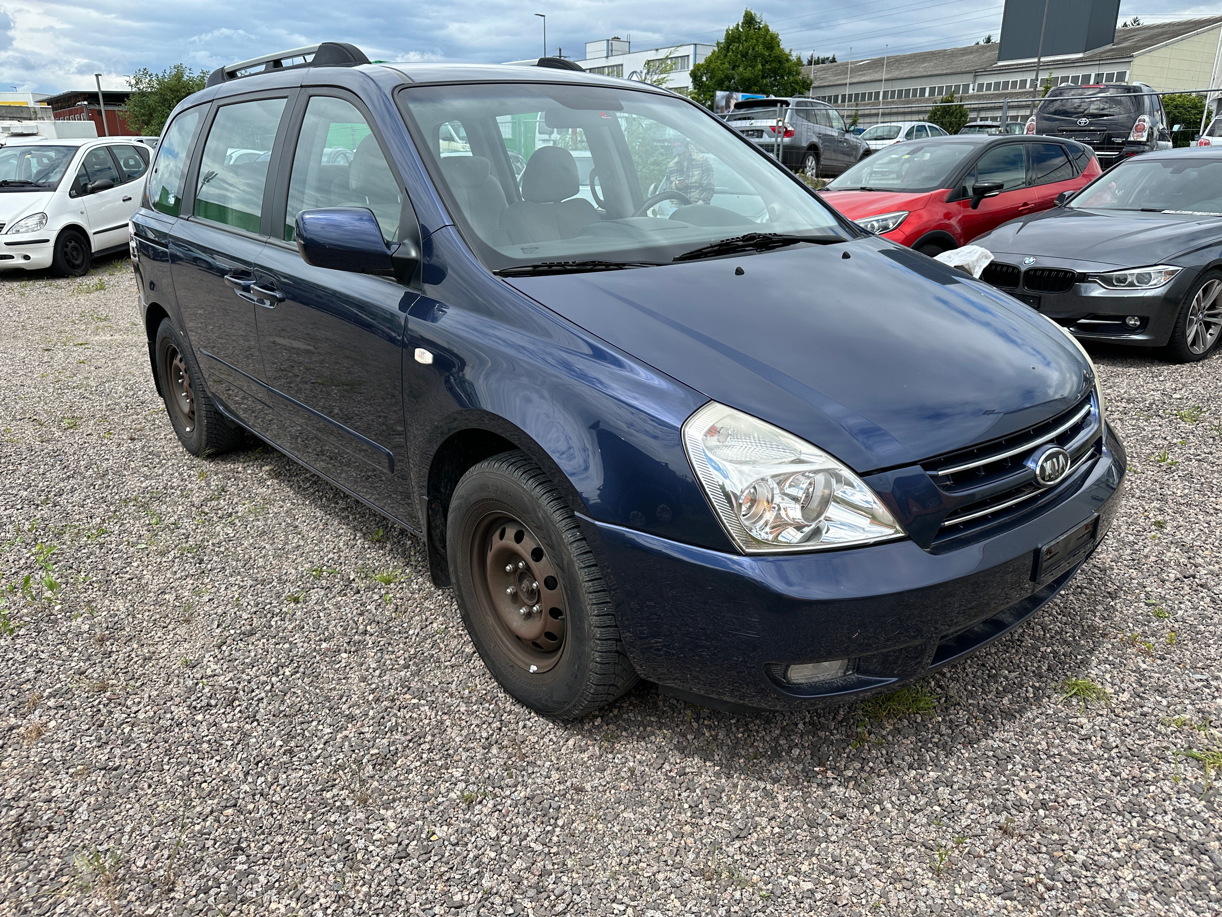 KIA Carnival 2.9 CRDi Trend