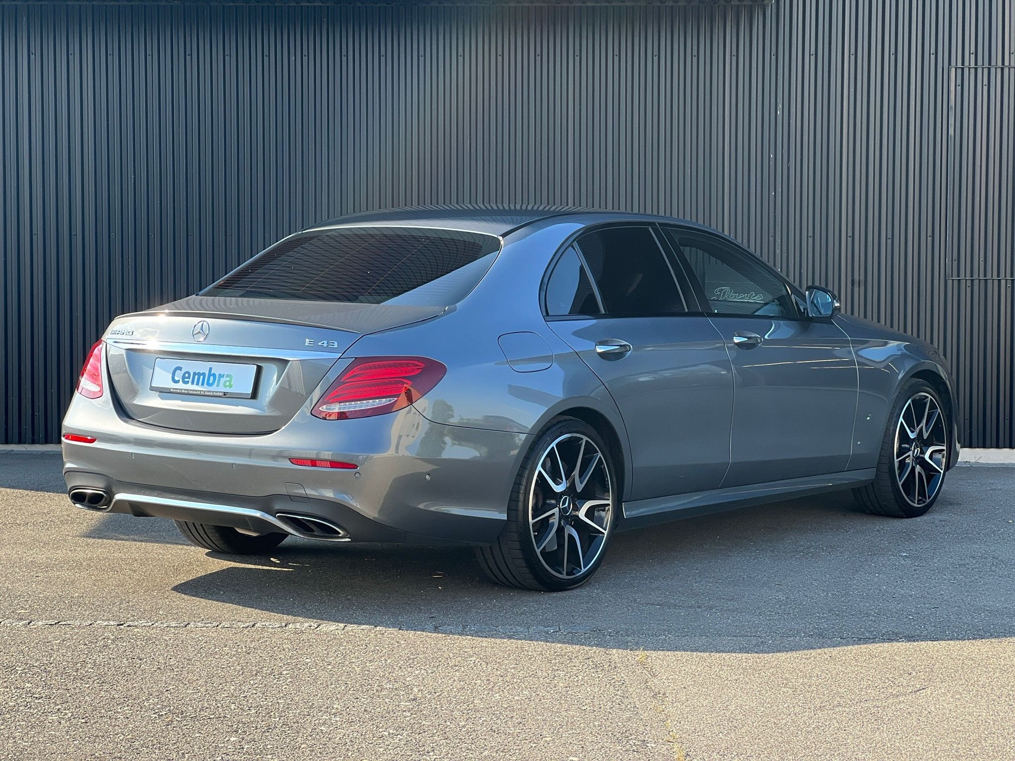 MERCEDES-BENZ E 43 AMG 4Matic 9G-Tronic