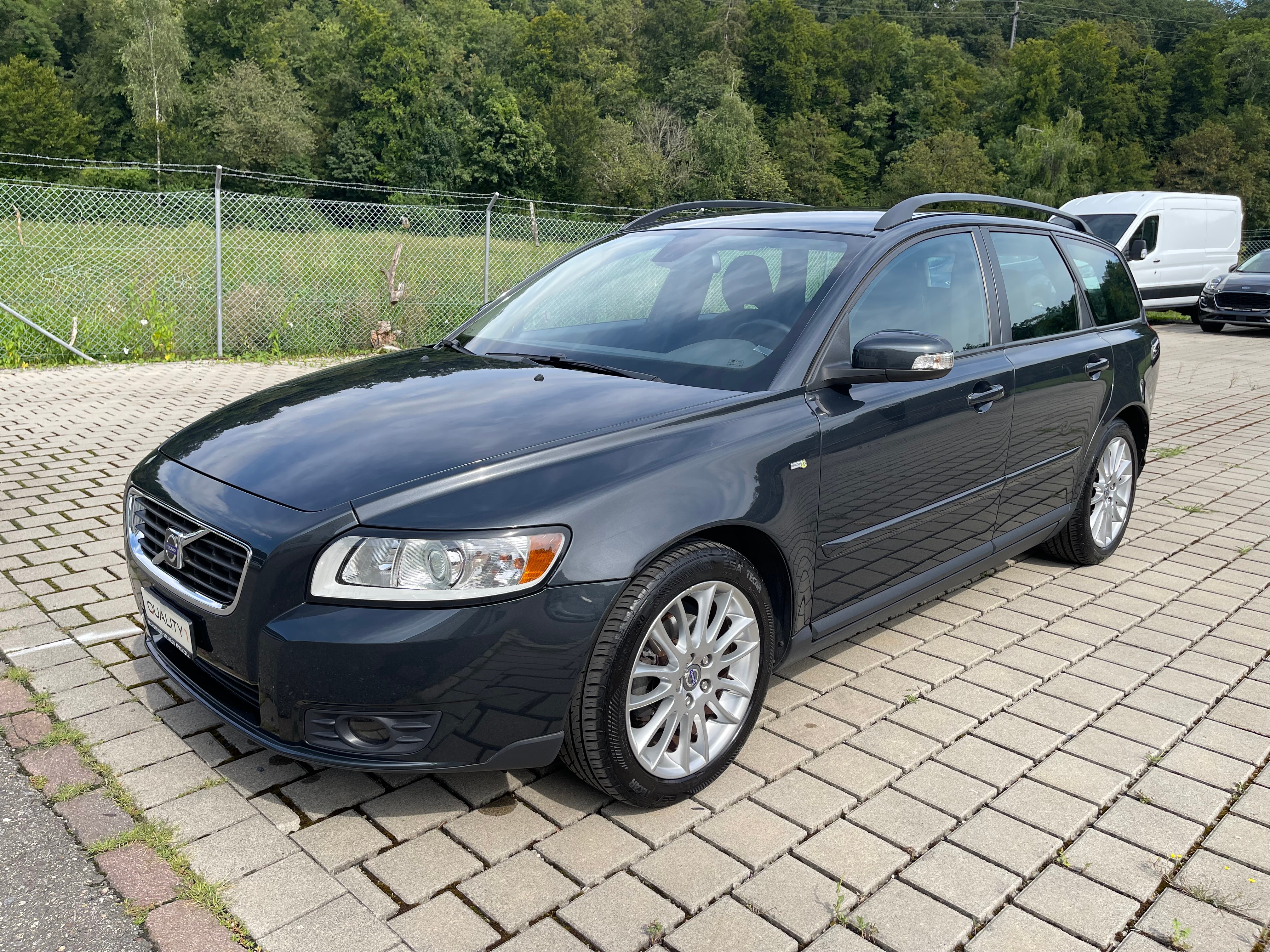 VOLVO V50 1.6D Kinetic DRIVE