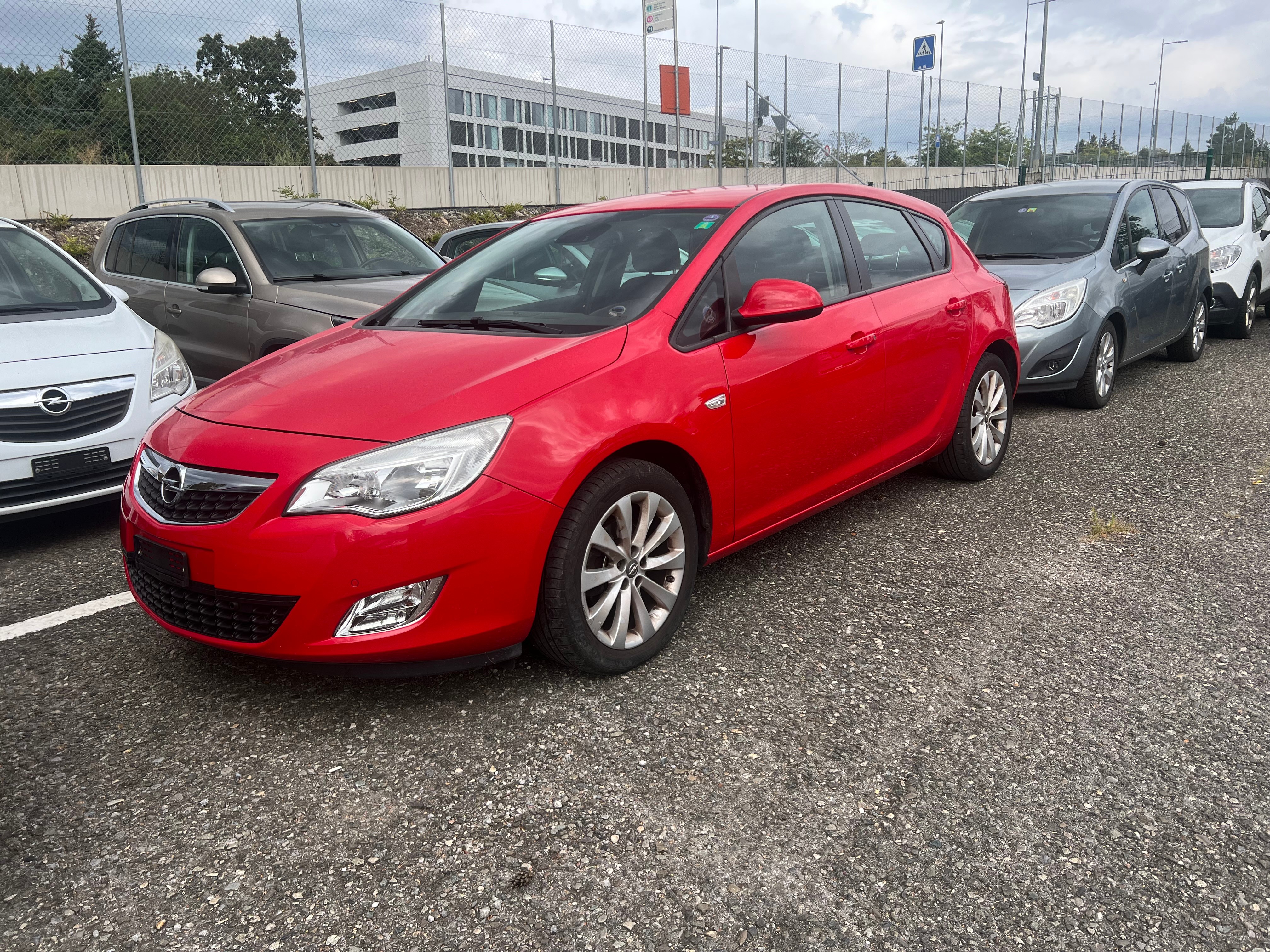 OPEL Astra 1.4i 16V Turbo Cosmo