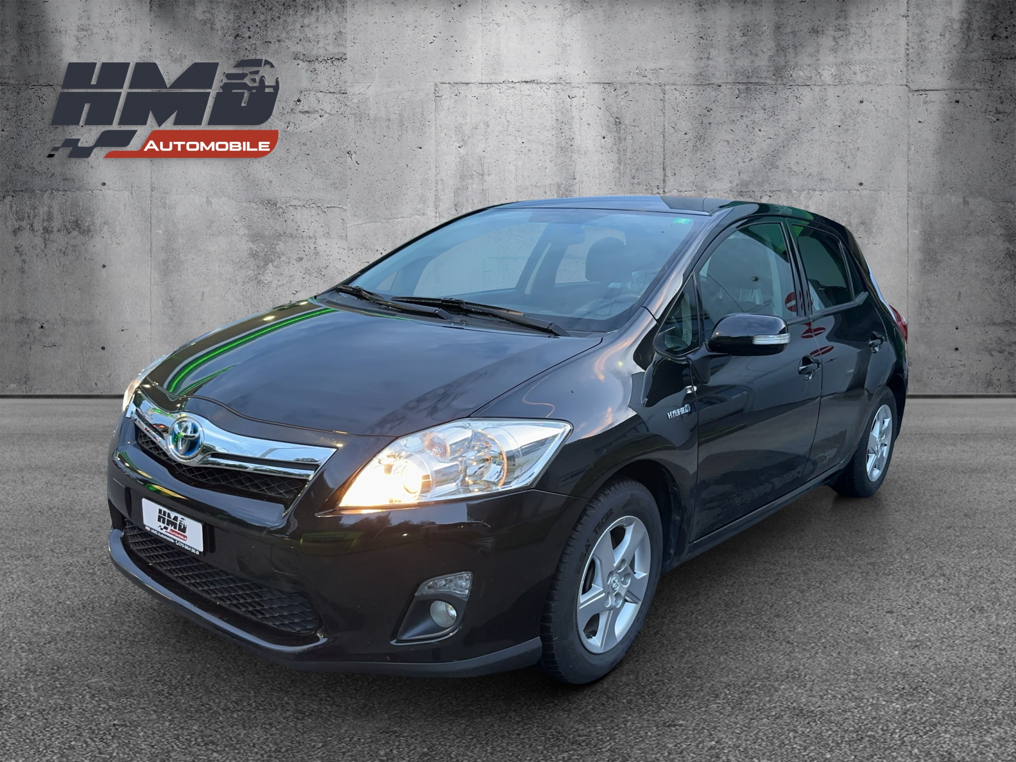 TOYOTA Auris 1.8 16V HSD Linea Luna