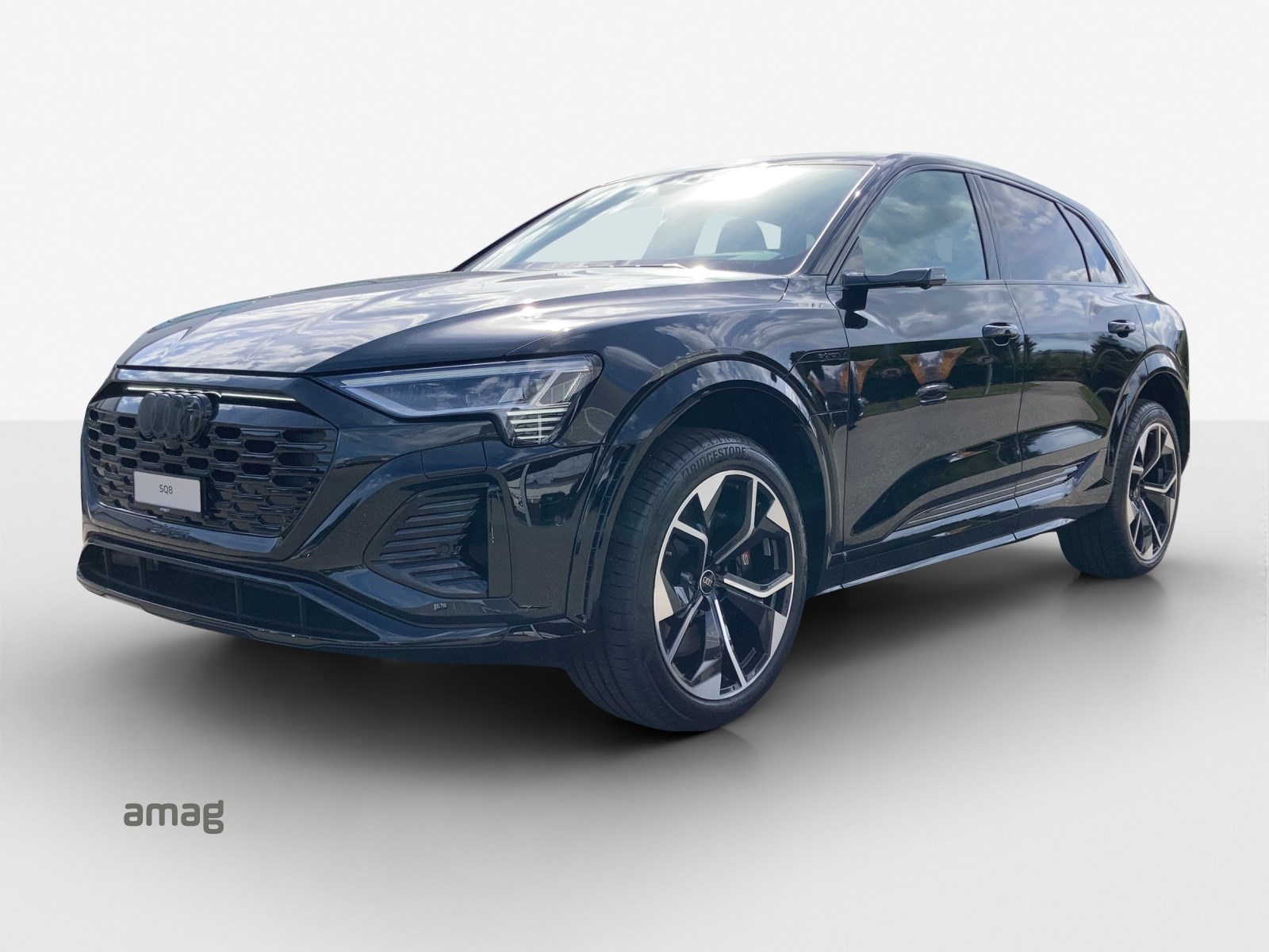 AUDI SQ8 e-tron quattro