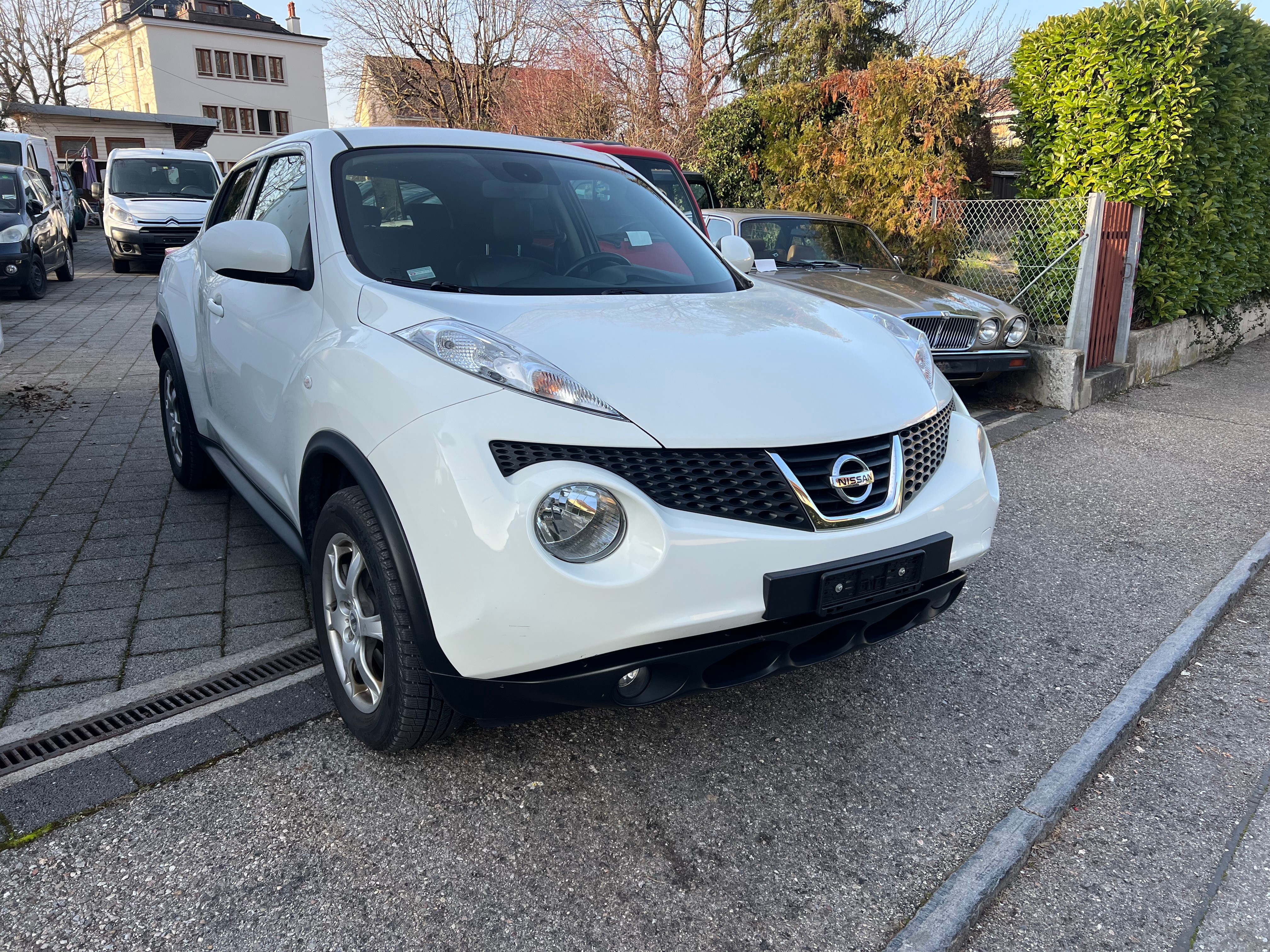 NISSAN Juke 1.6 DIG-T tekna 4x4 Xtronic M-CVT