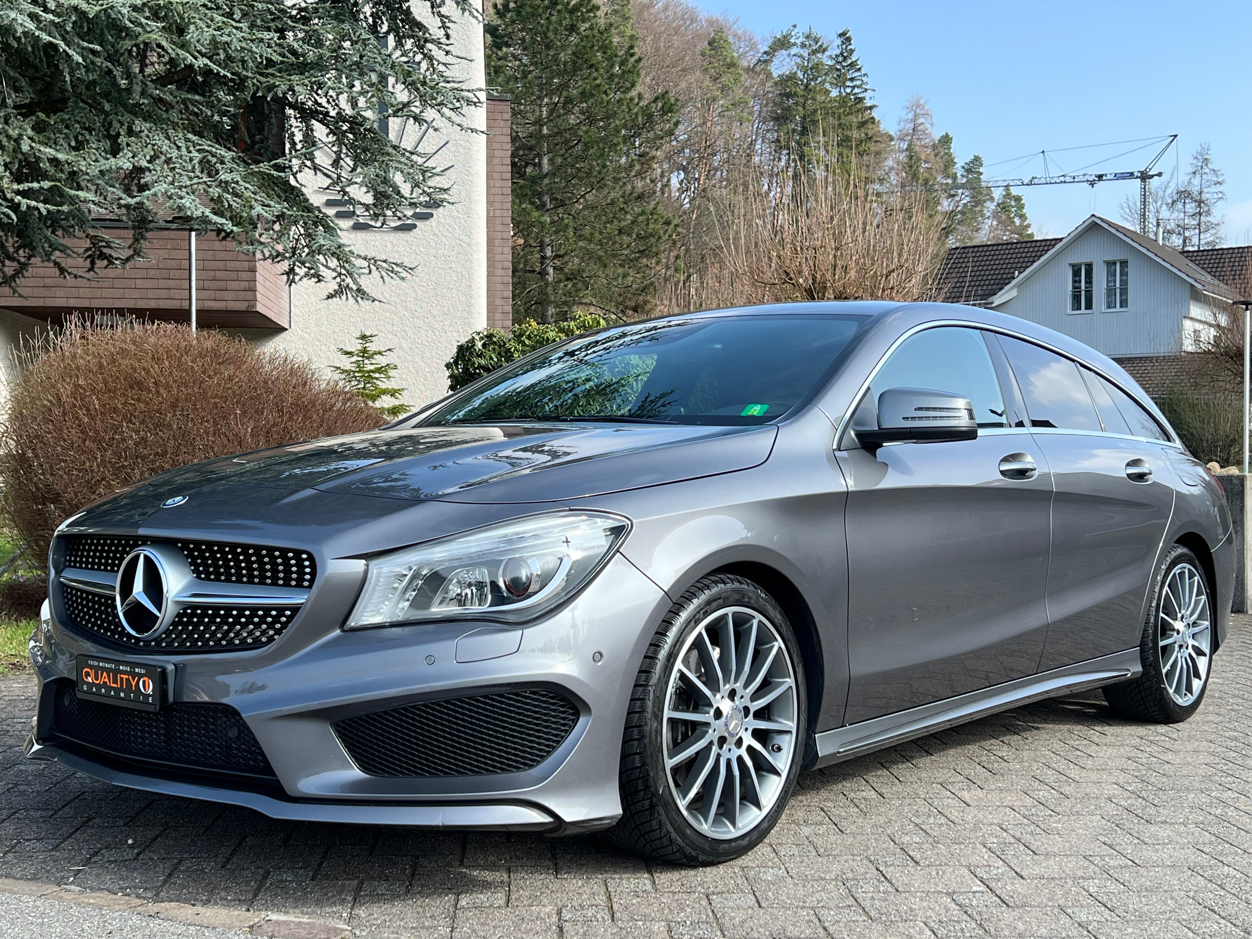 MERCEDES-BENZ CLA Shooting Brake 250 AMG Line 7G-DCT 4Matic