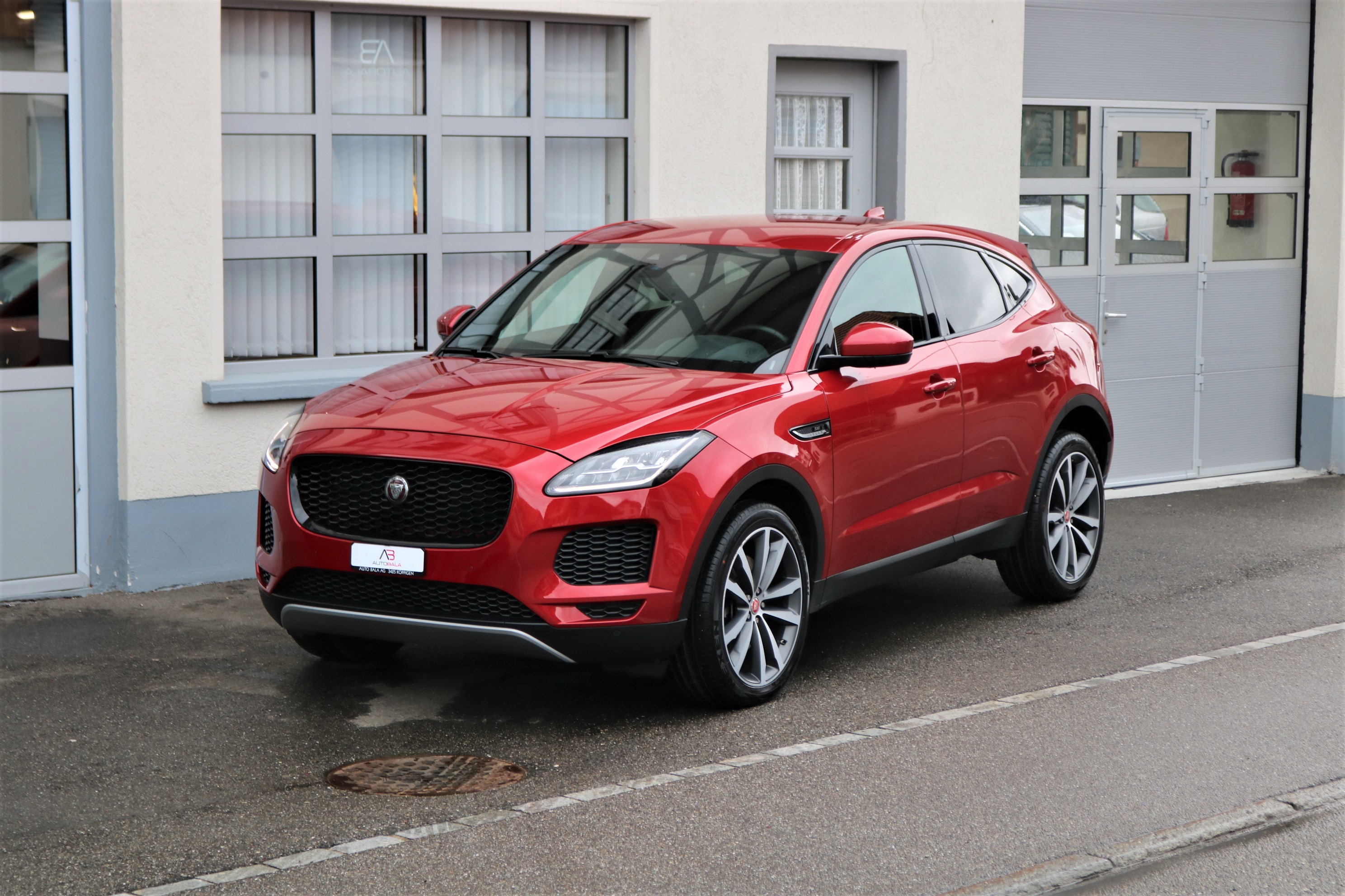 JAGUAR E-Pace 2.0 P250 R-Dynamic S AWD Automatik