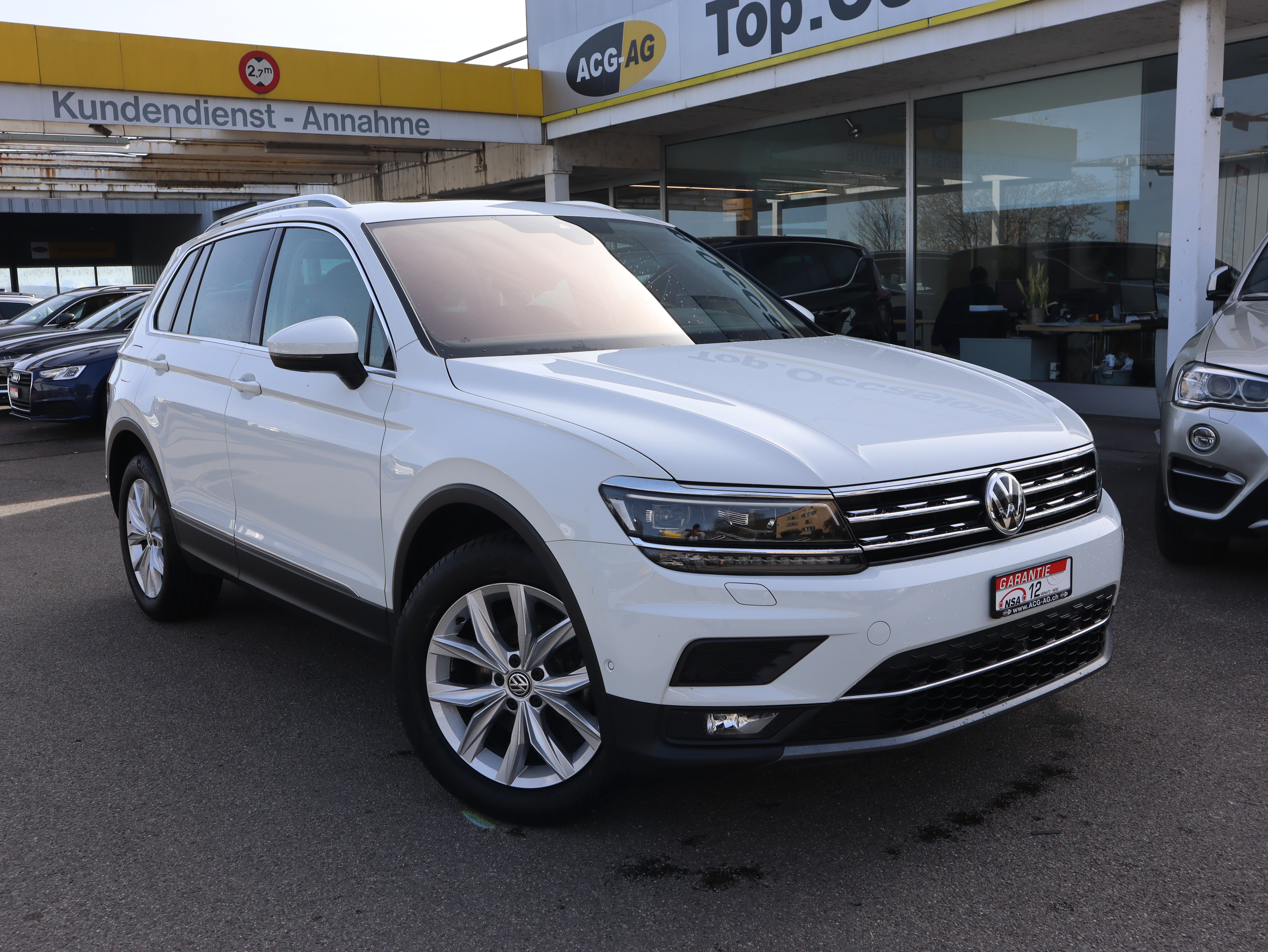 VW Tiguan 2.0 TDI SCR Highline 4Motion DSG ** Cockpit ** Alcantara Stoff ** Panorama Glasdach **