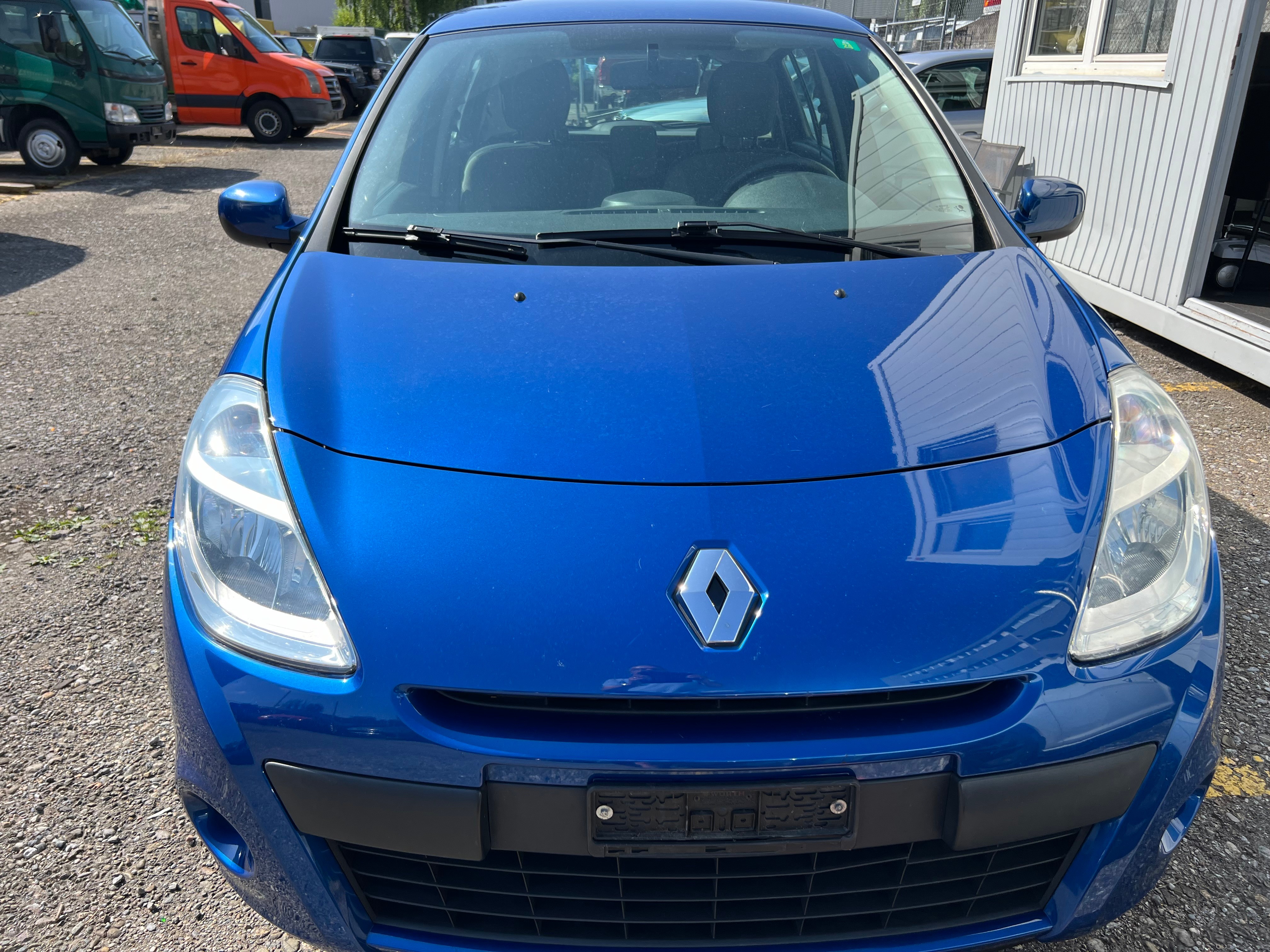 RENAULT Clio 1.2 16V Expression