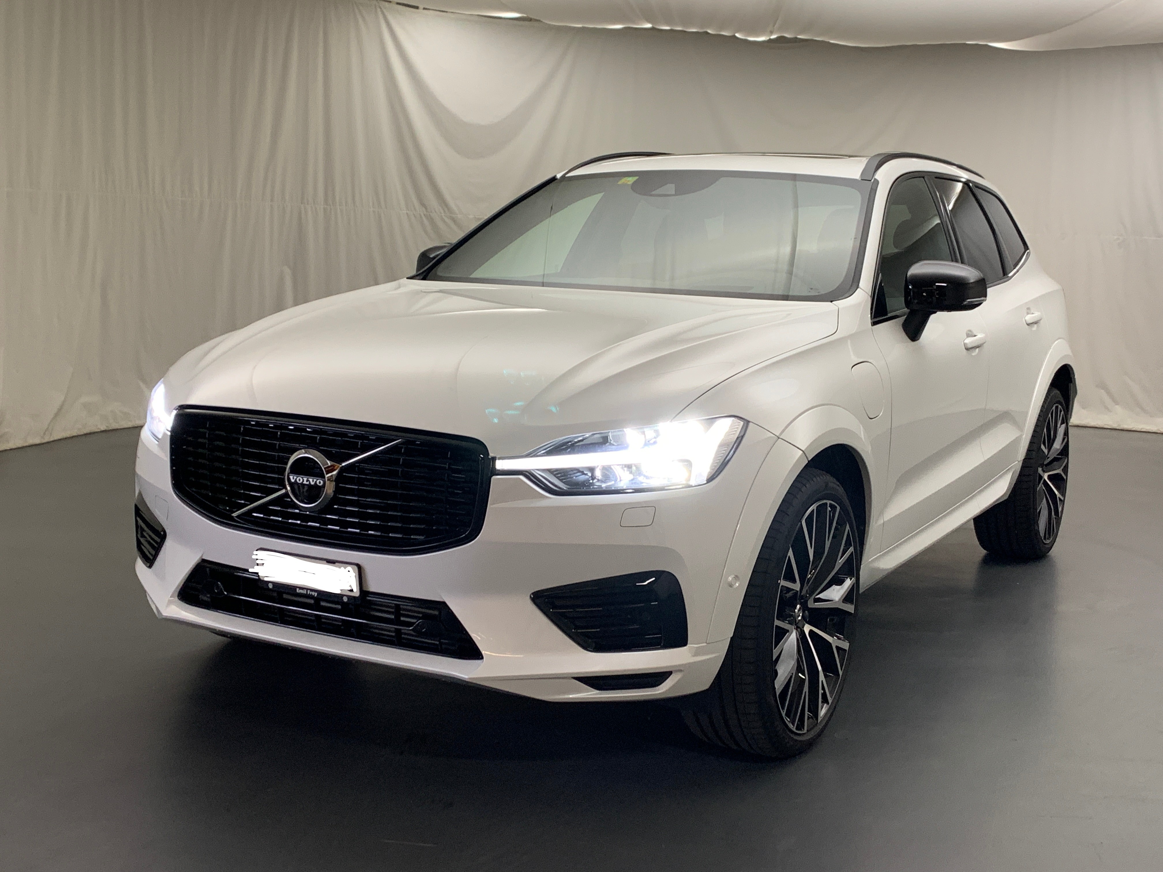 VOLVO XC60 T6 eAWD R-Design Geartronic