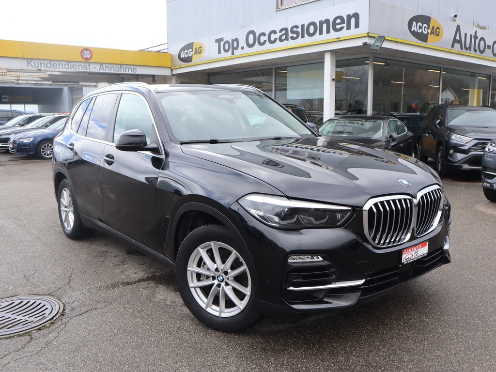 BMW X5 xDrive 30d Steptronic ** 7-Plätzer ** Voll-Leder Ausstattung **Cockpit ** RF-kamera -360° **