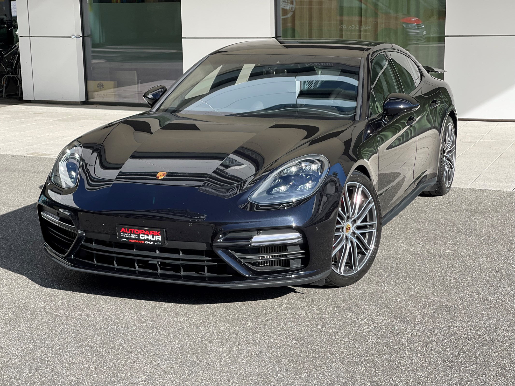 PORSCHE Panamera Turbo PDK