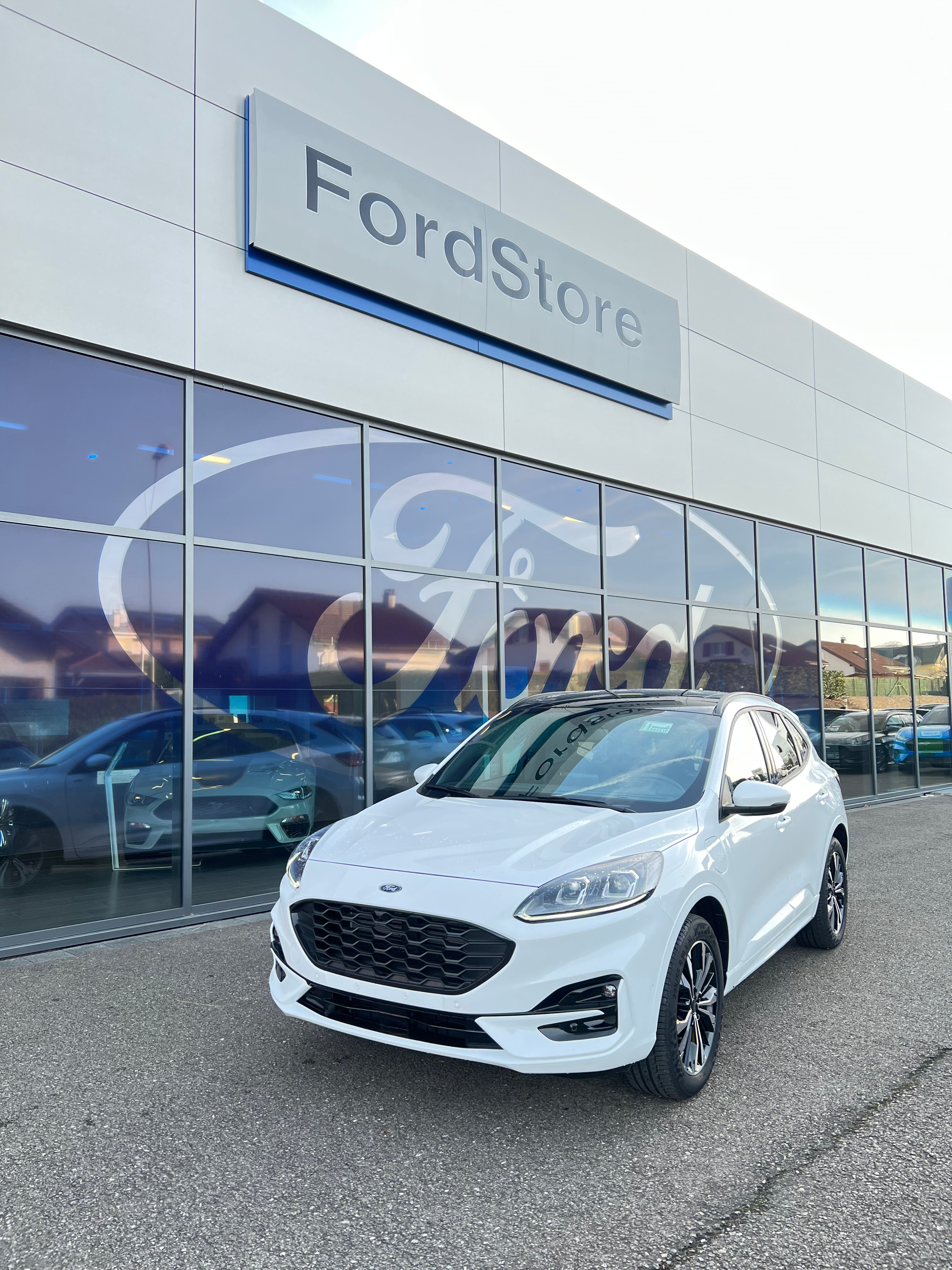 FORD Kuga 2.5 Plug-in Hybrid ST-Lin PHEV/ST-Line X