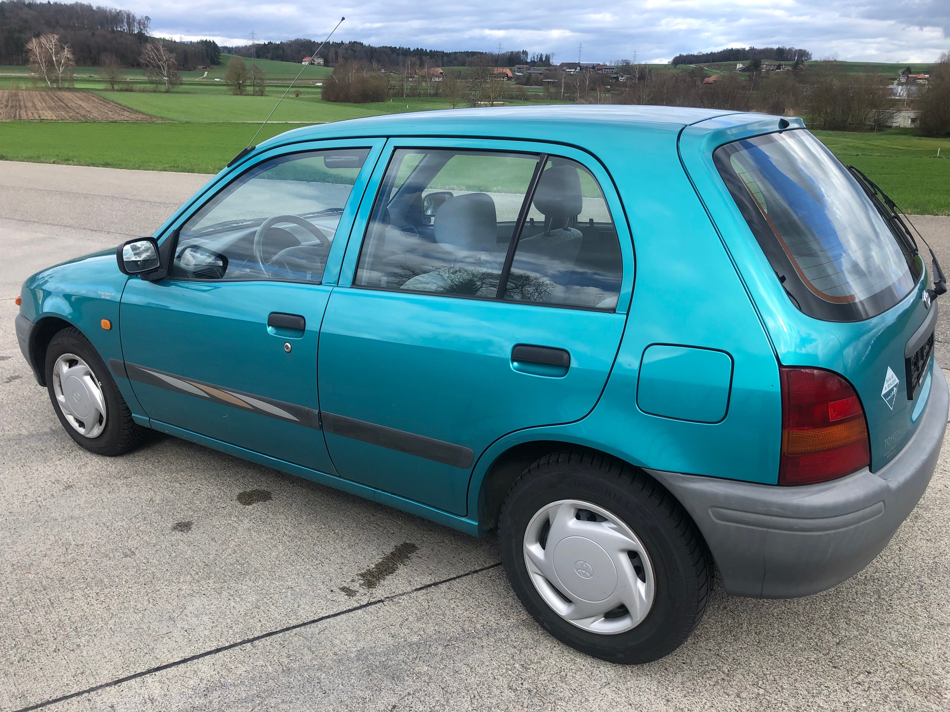 TOYOTA Starlet 1.3