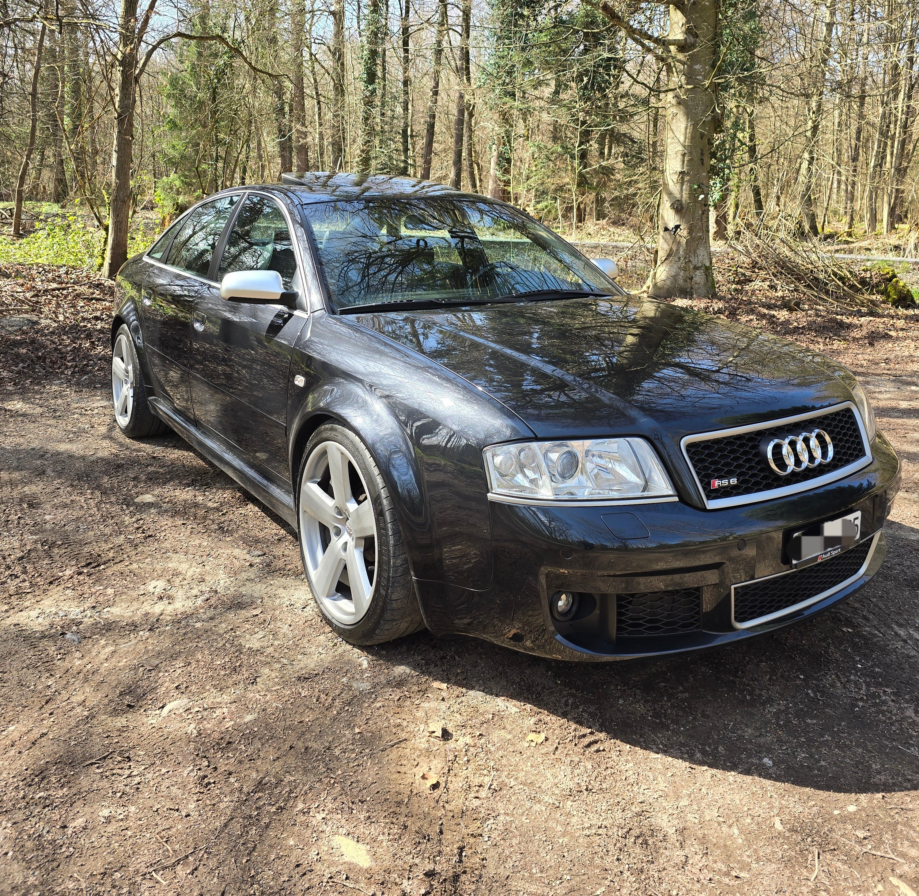 AUDI RS6 quattro tiptronic