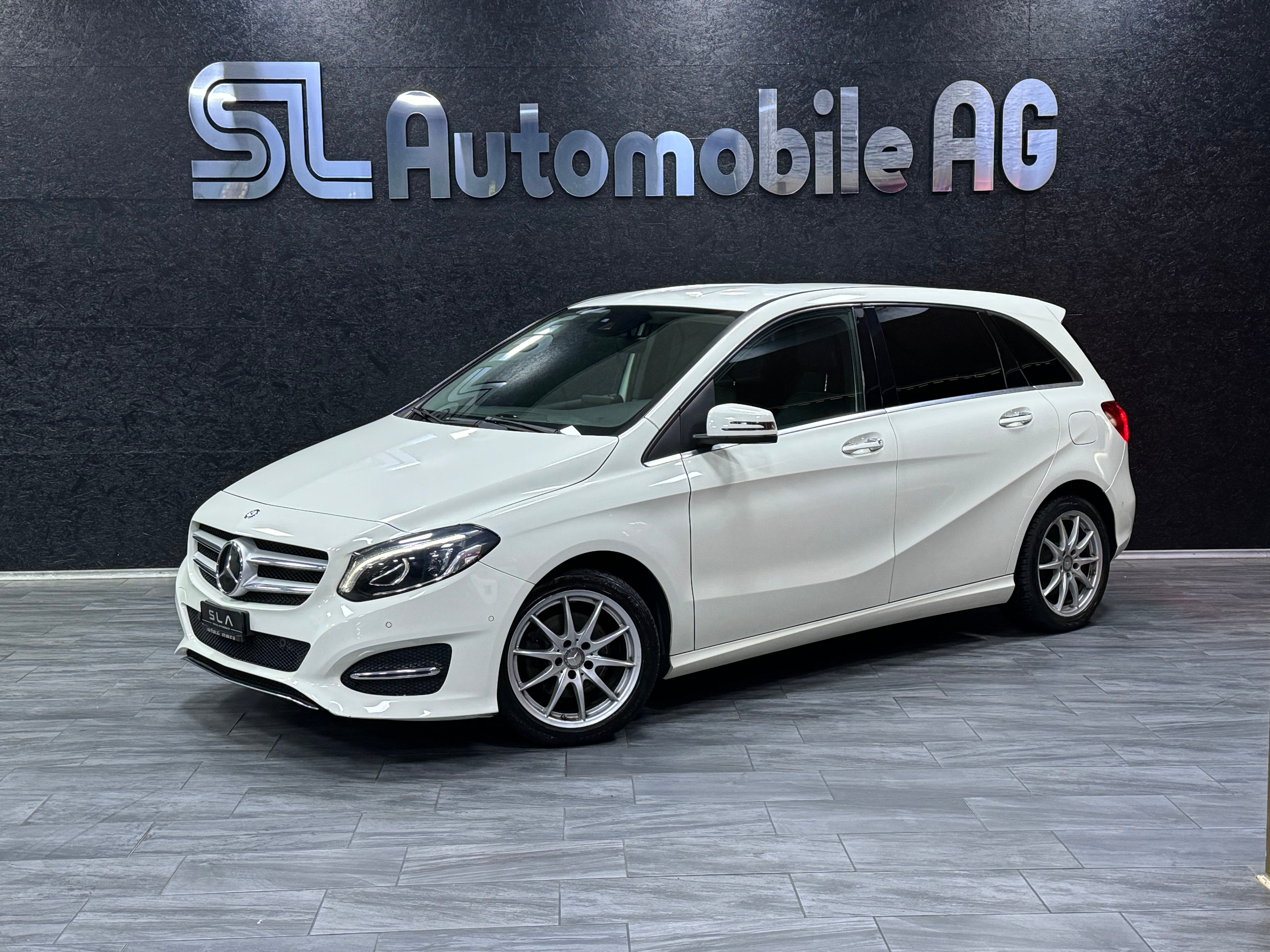 MERCEDES-BENZ B 220 CDI Swiss Star Edition Urban 4Matic 7G-DCT