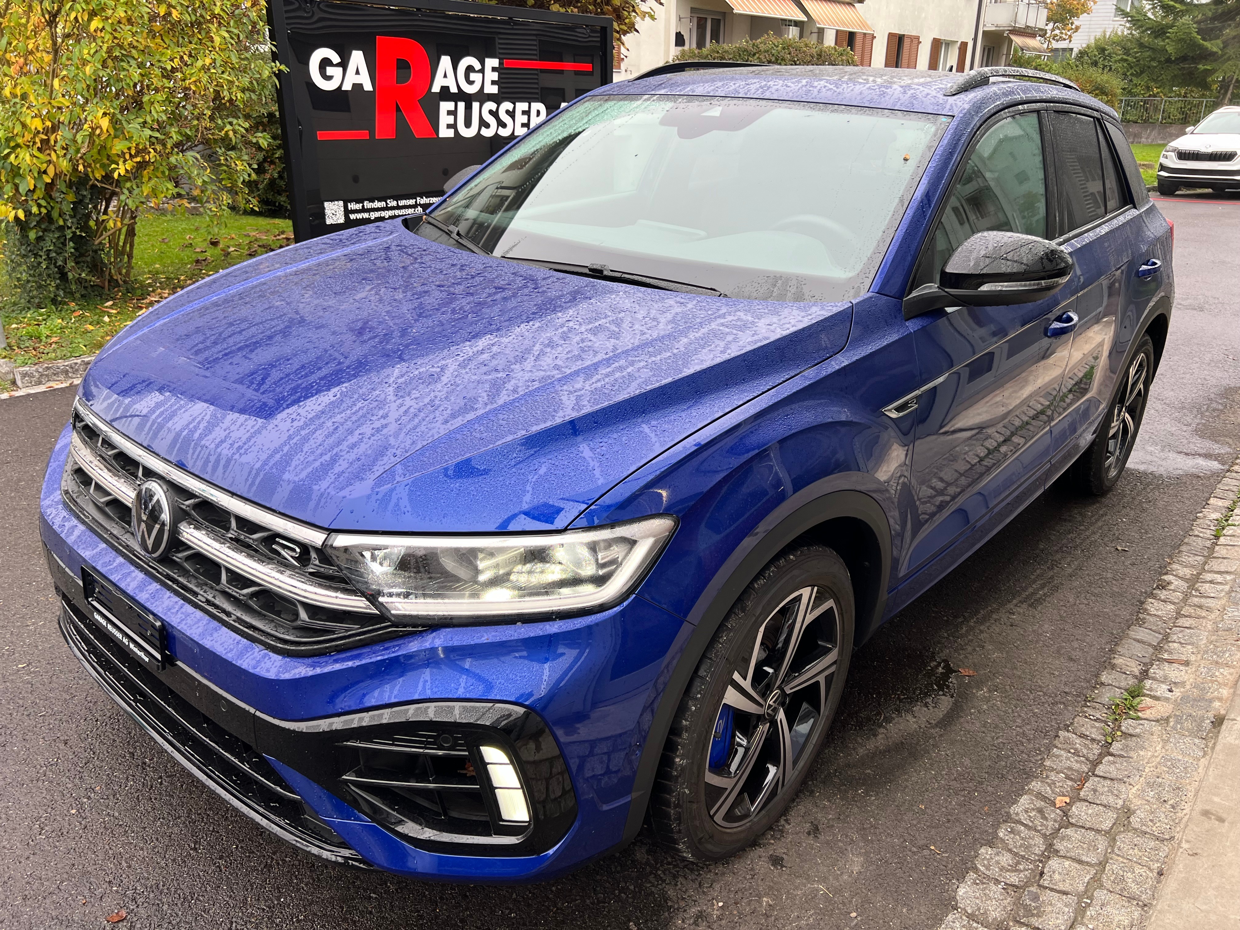 VW T-ROC 2.0 TSI R DSG 4MOTION *** PANORAMAGLASDACH ***