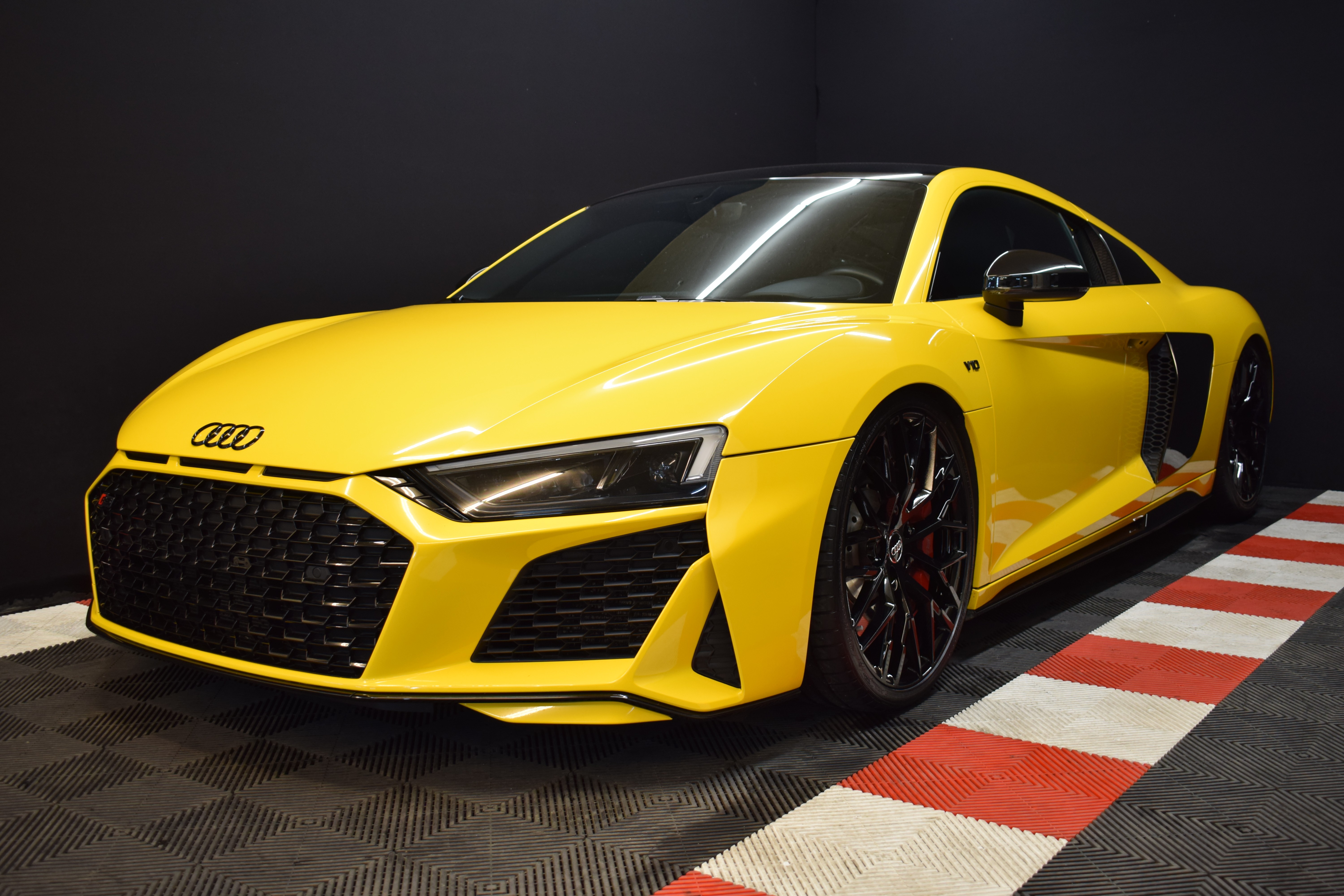 AUDI R8 Coupé Quattro S-Tronic 