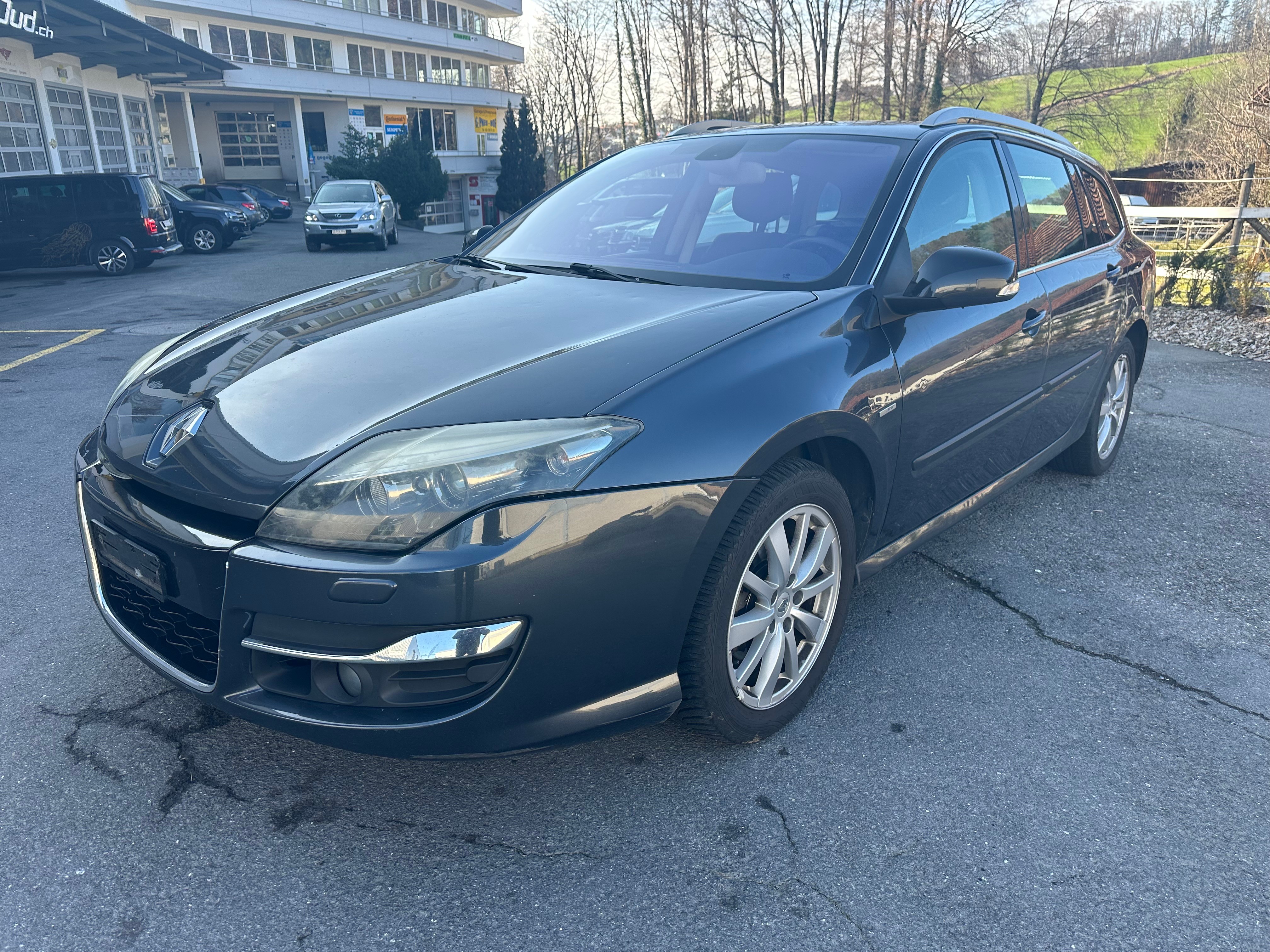 RENAULT Laguna Grandtour 2.0 dCi Dynamique Automatic