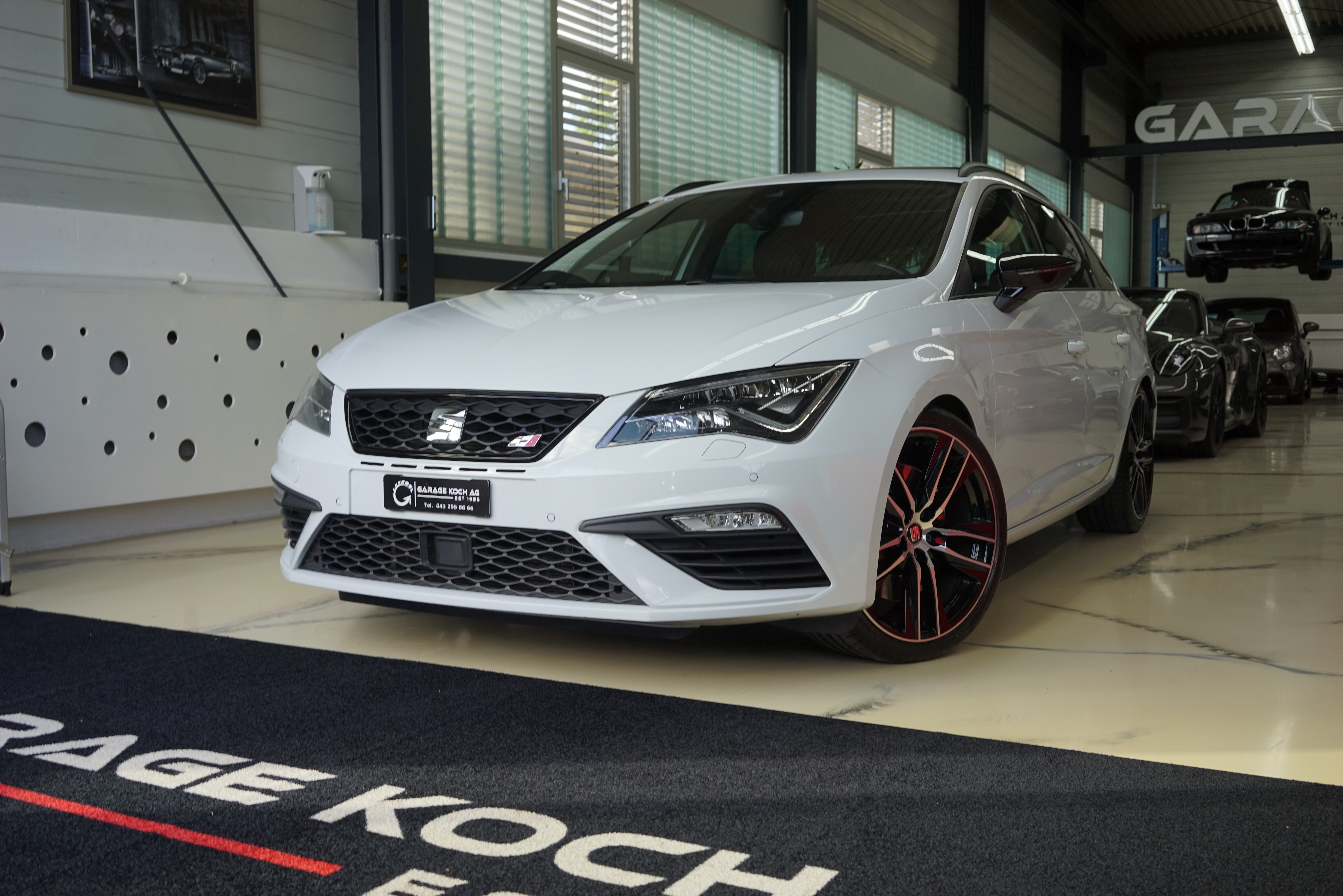 SEAT Leon ST 2.0 TSI Cupra 300 4 Drive DSG