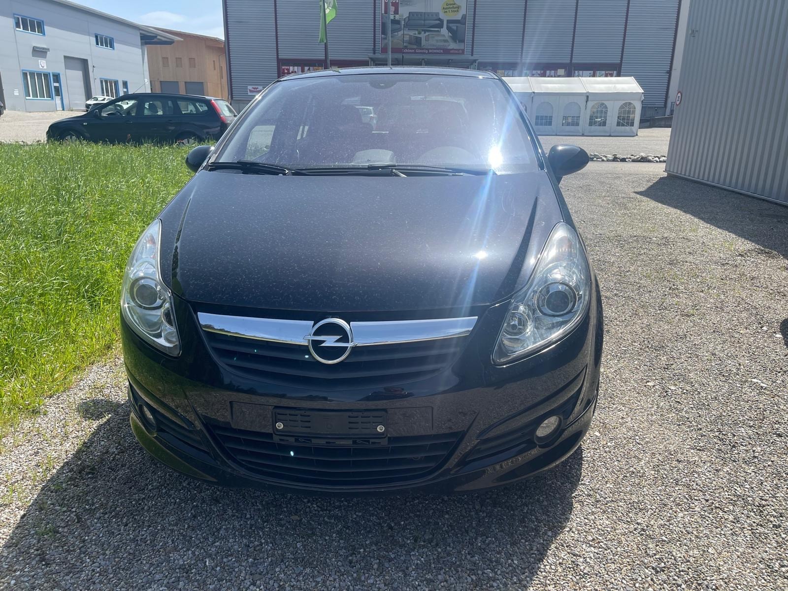 OPEL Corsa 1.6 Turbo GSi