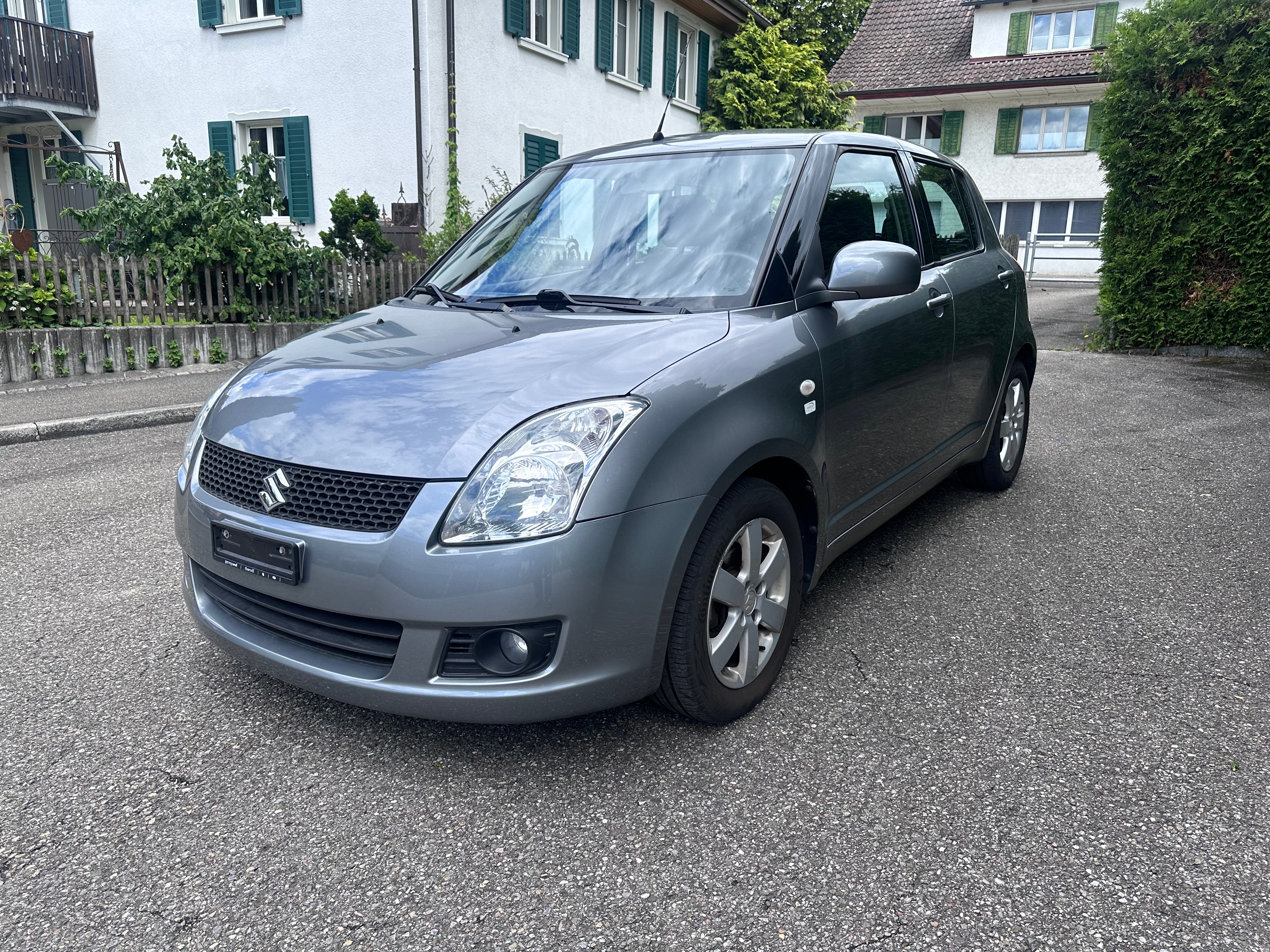 SUZUKI Swift 1.5i 16V VVT 100TH ANNIVERSARY EDITION