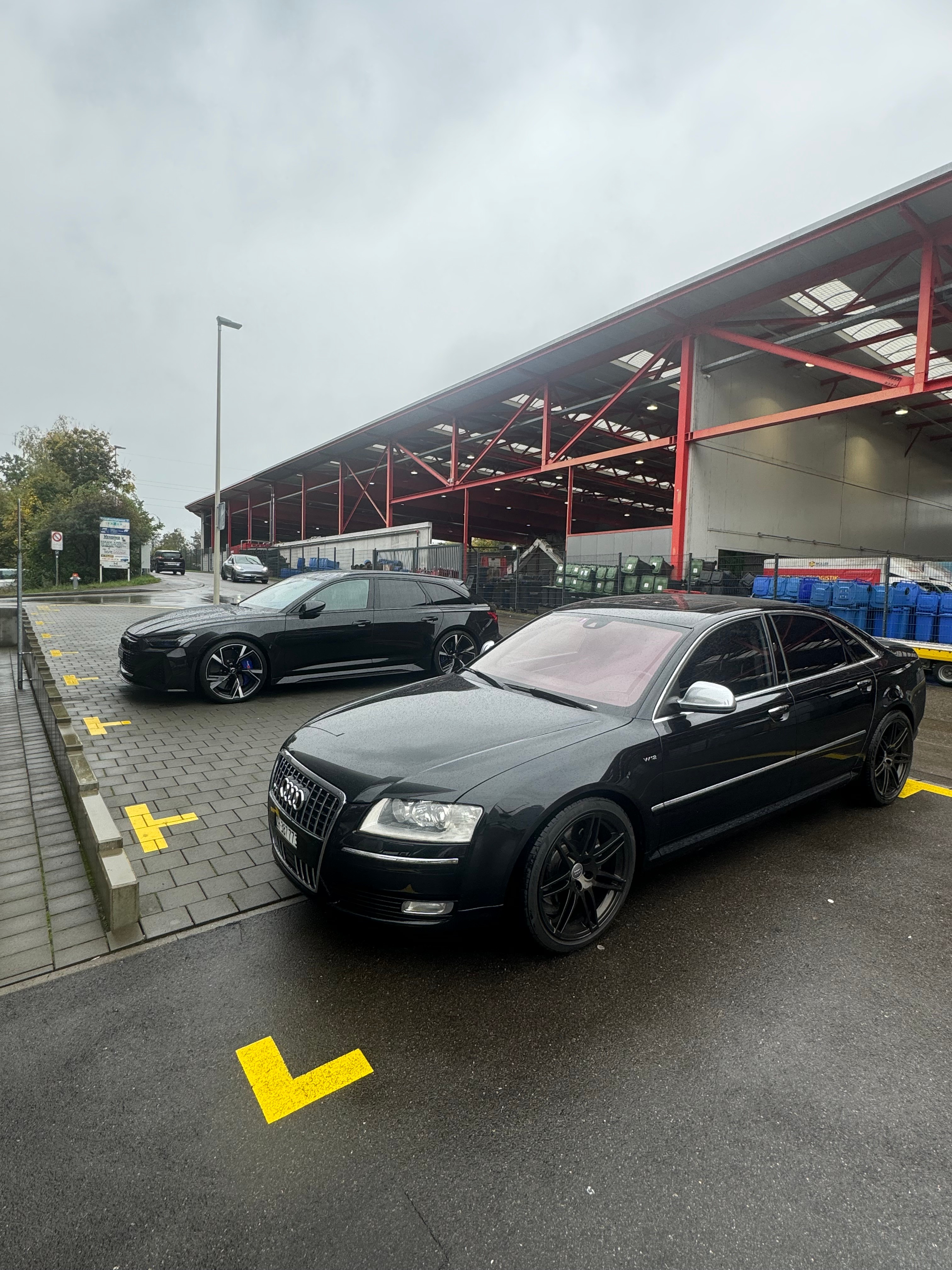 AUDI A8 L 6.0 quattro tiptronic